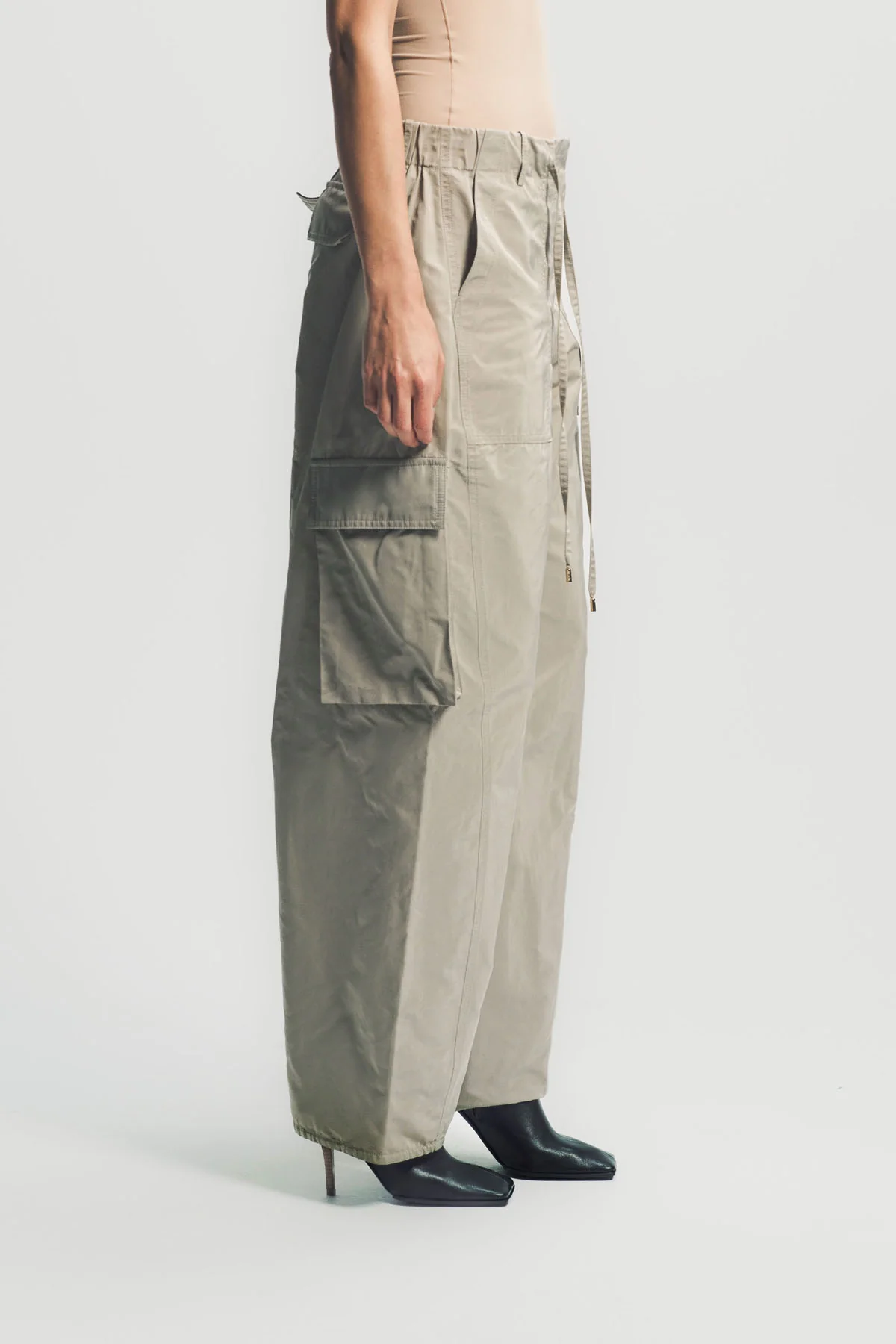 ALAÏA | SILK RADZIMIR CARGO PANTS - Image 5
