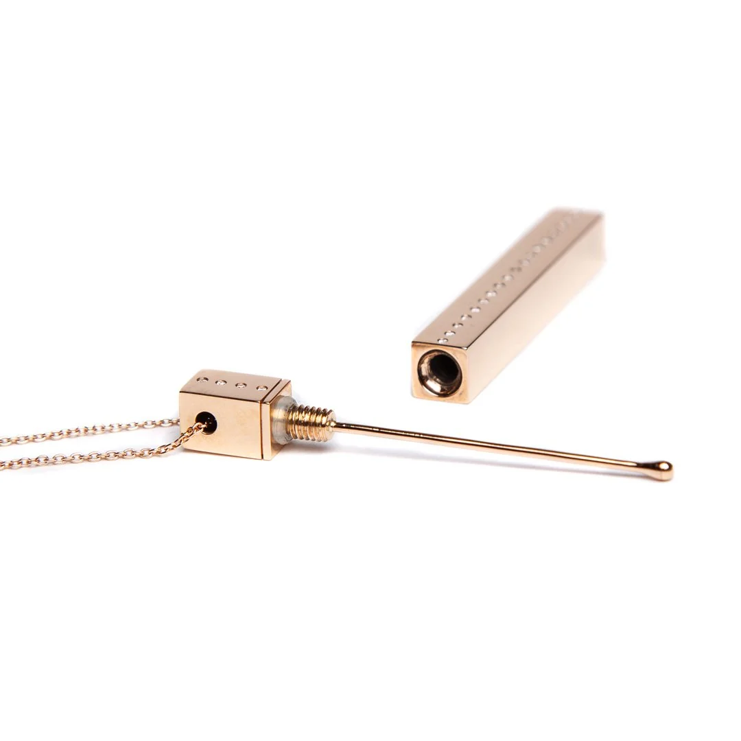 DIANE KORDAS | GOLD AND DIAMOND PERFUME BOTTLE NECKLACE - Image 4