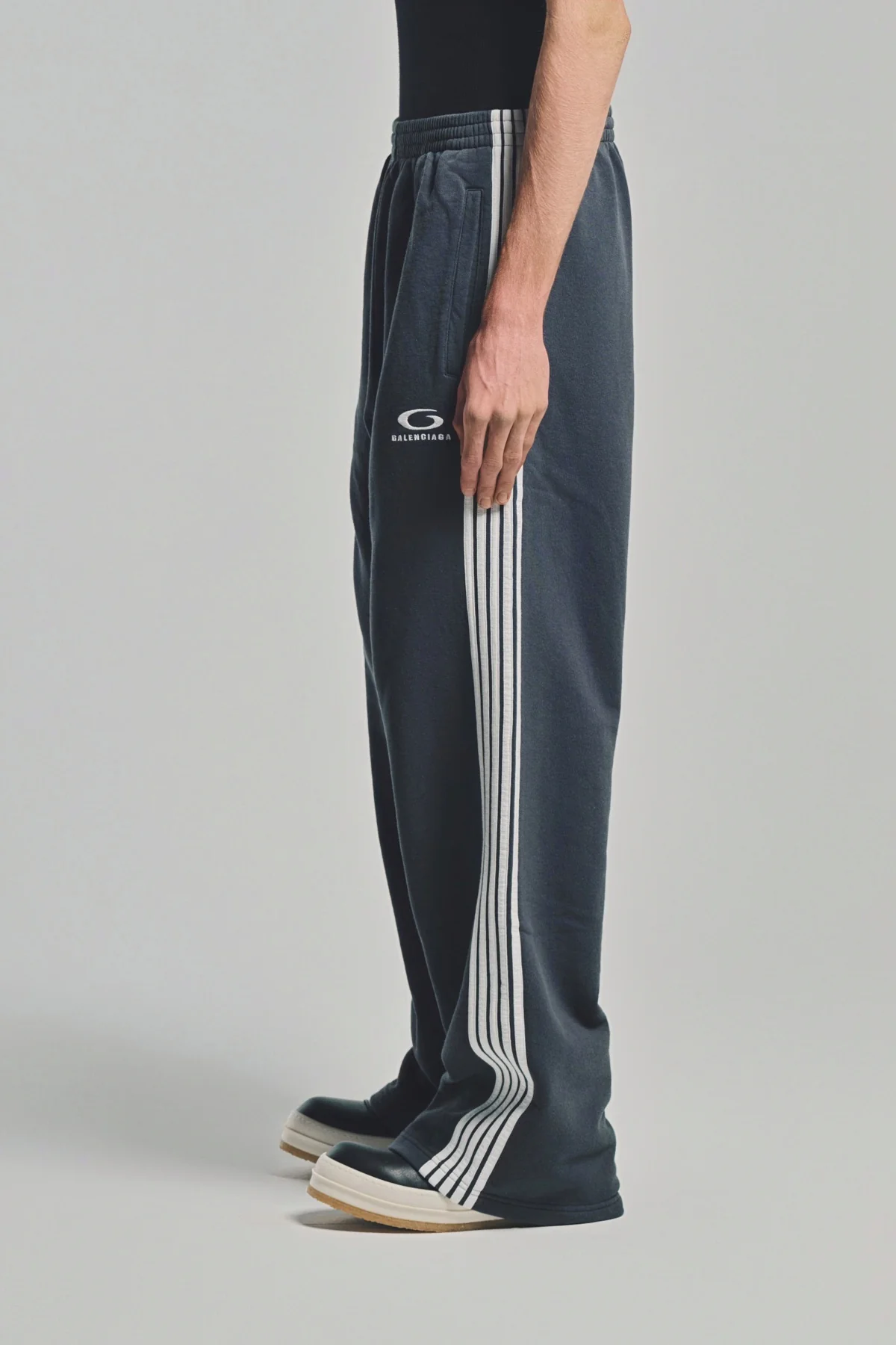 BALENCIAGA | LOOP SPORTS ICON BAGGY SWEATPANTS - Image 3
