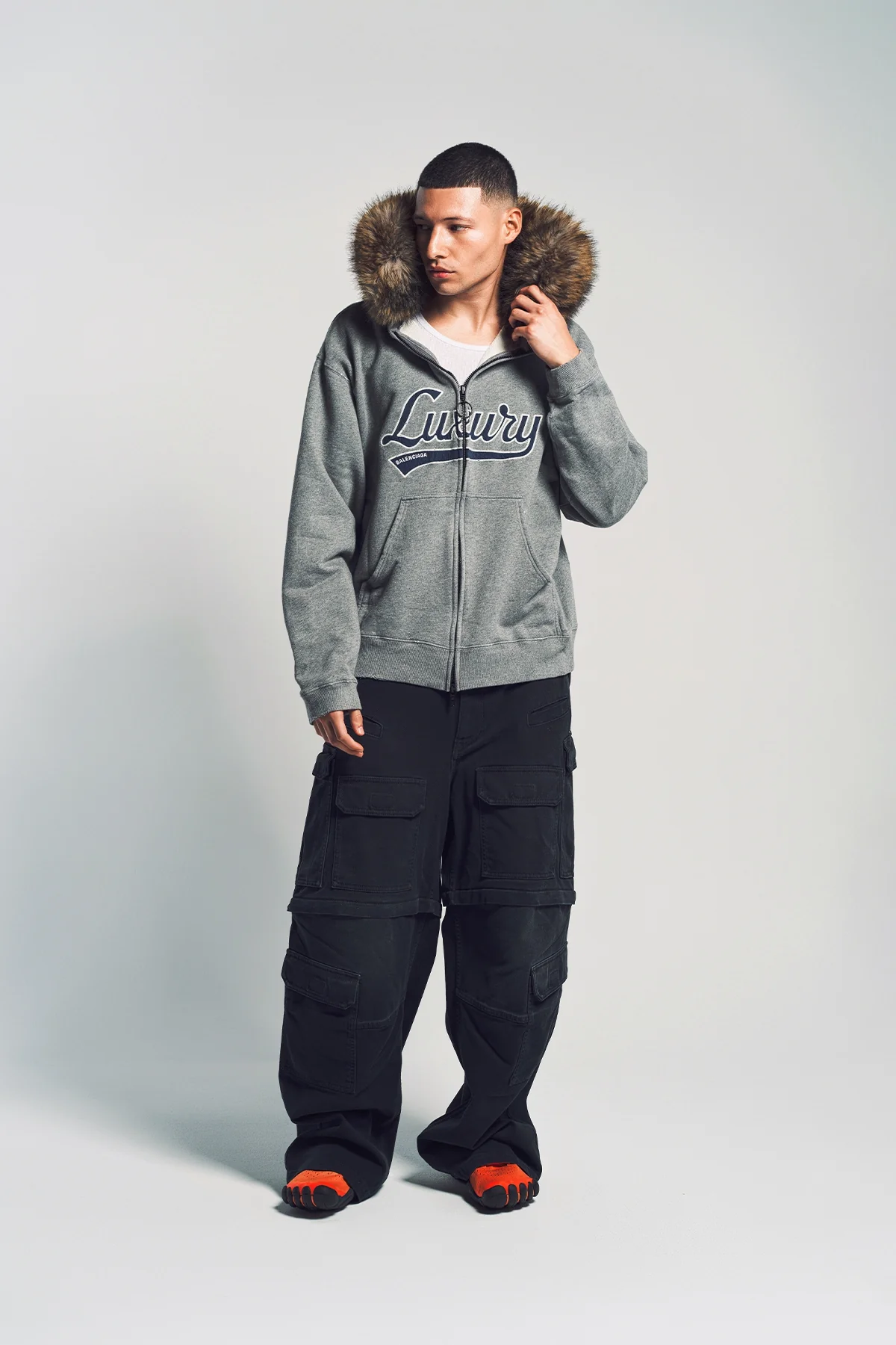 BALENCIAGA | LUXURY SCRIPT OVERSIZED ZIP-UP HOODIE