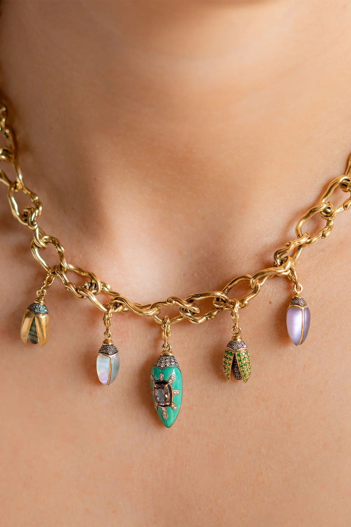 Bibi van der Velden | Mini Scarab Tsavorite Fly Wings Charm - Image 2