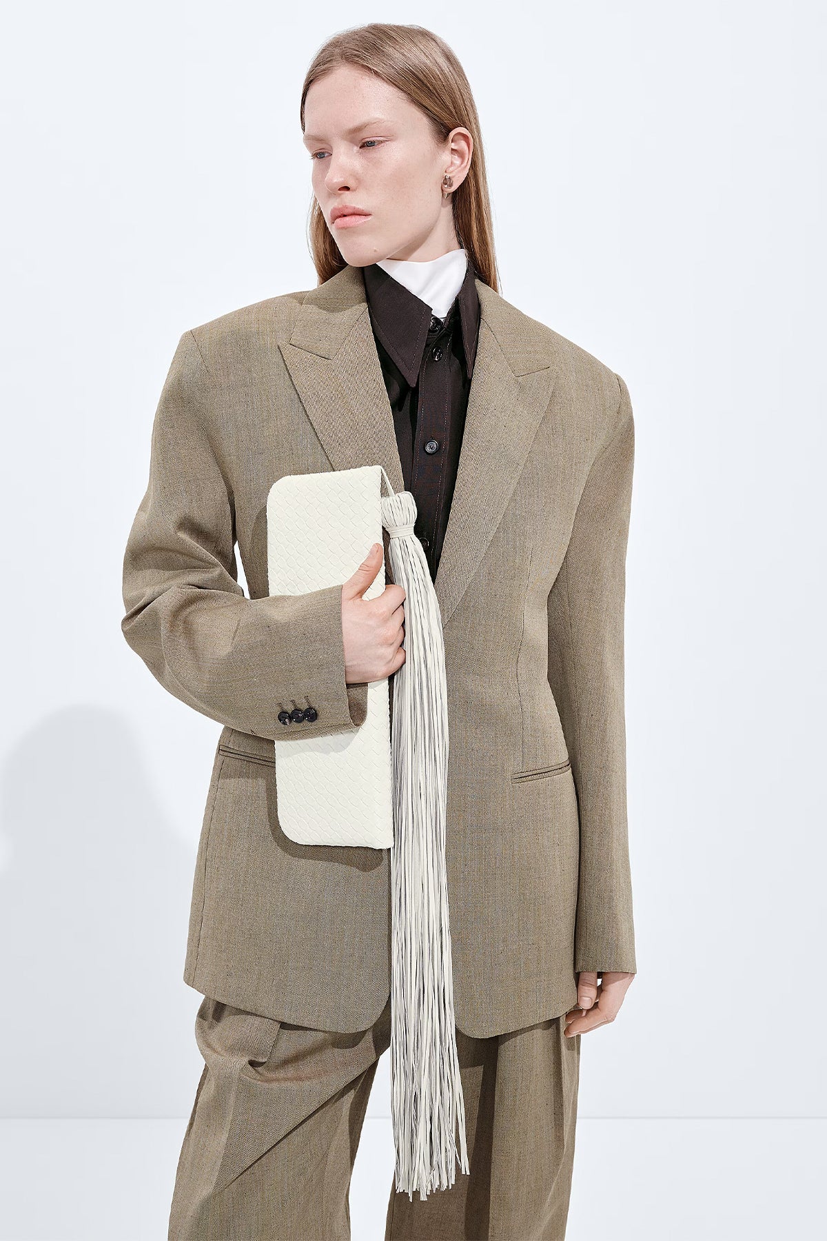 BOTTEGA VENETA | SERATA CLUTCH - Image 3