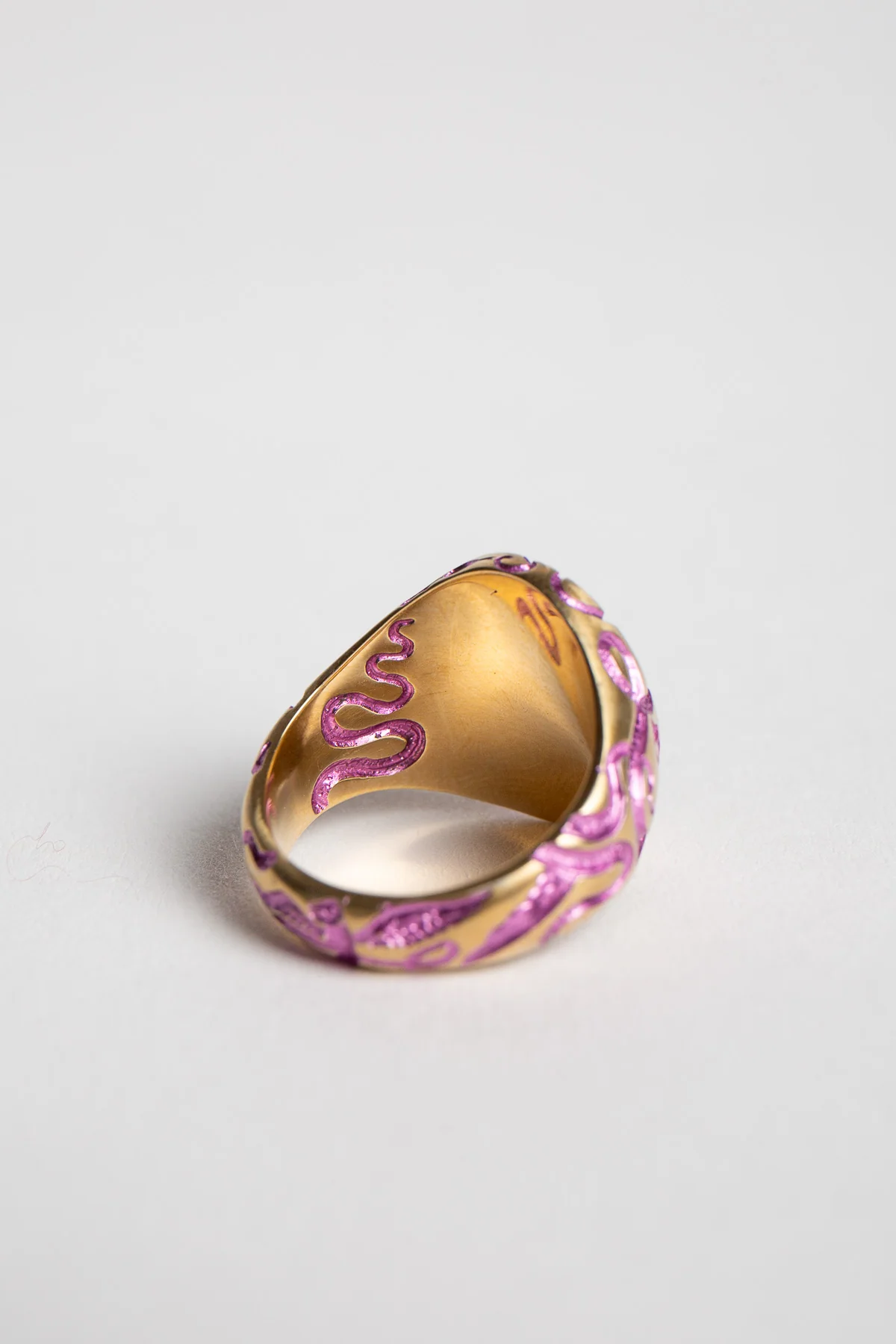 CASTRO SMITH | REVERSE QUEEN COBRA PURPLE & GOLD RING - Image 4