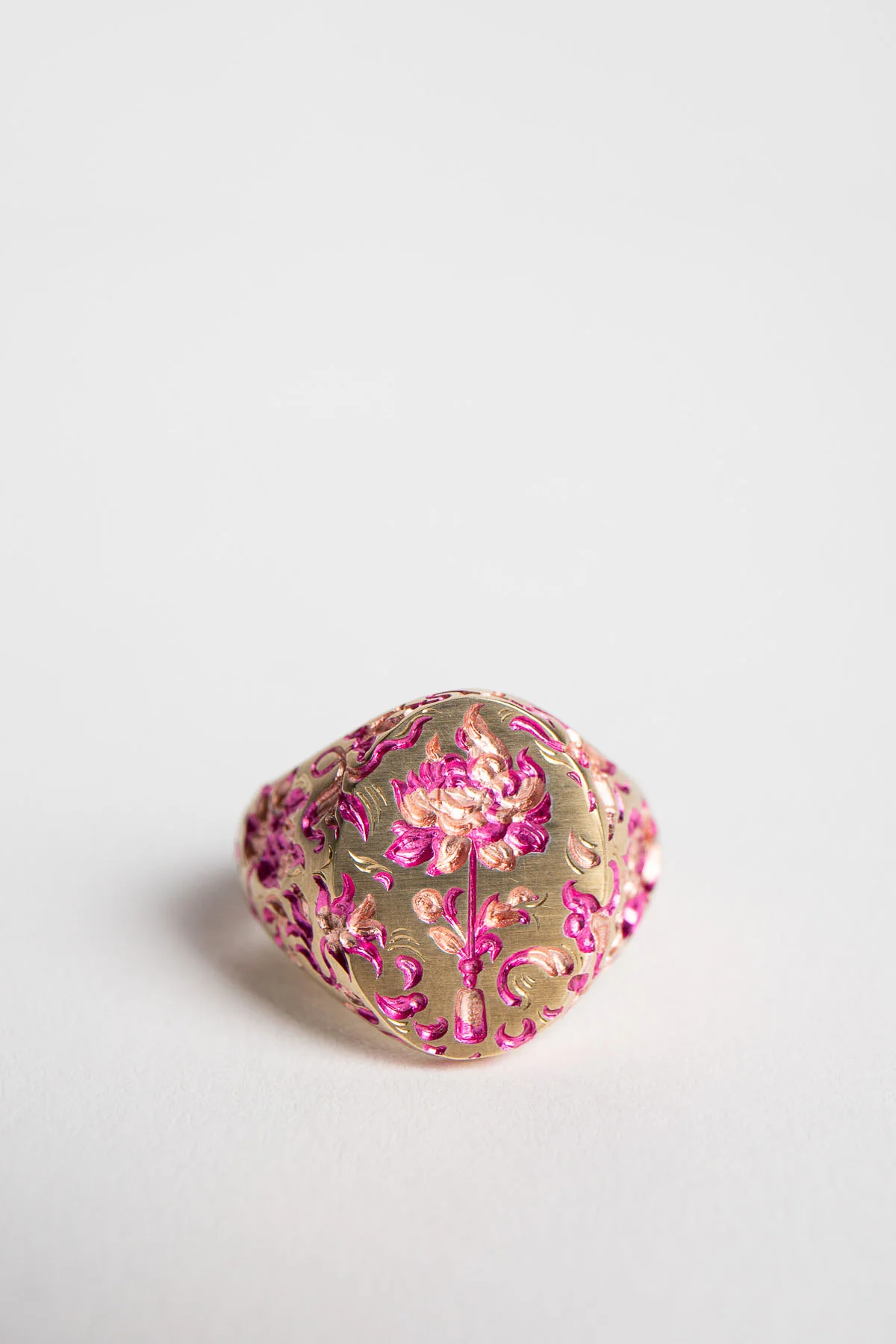 CASTRO SMITH | VASE OF PEONIES SIGNET RING