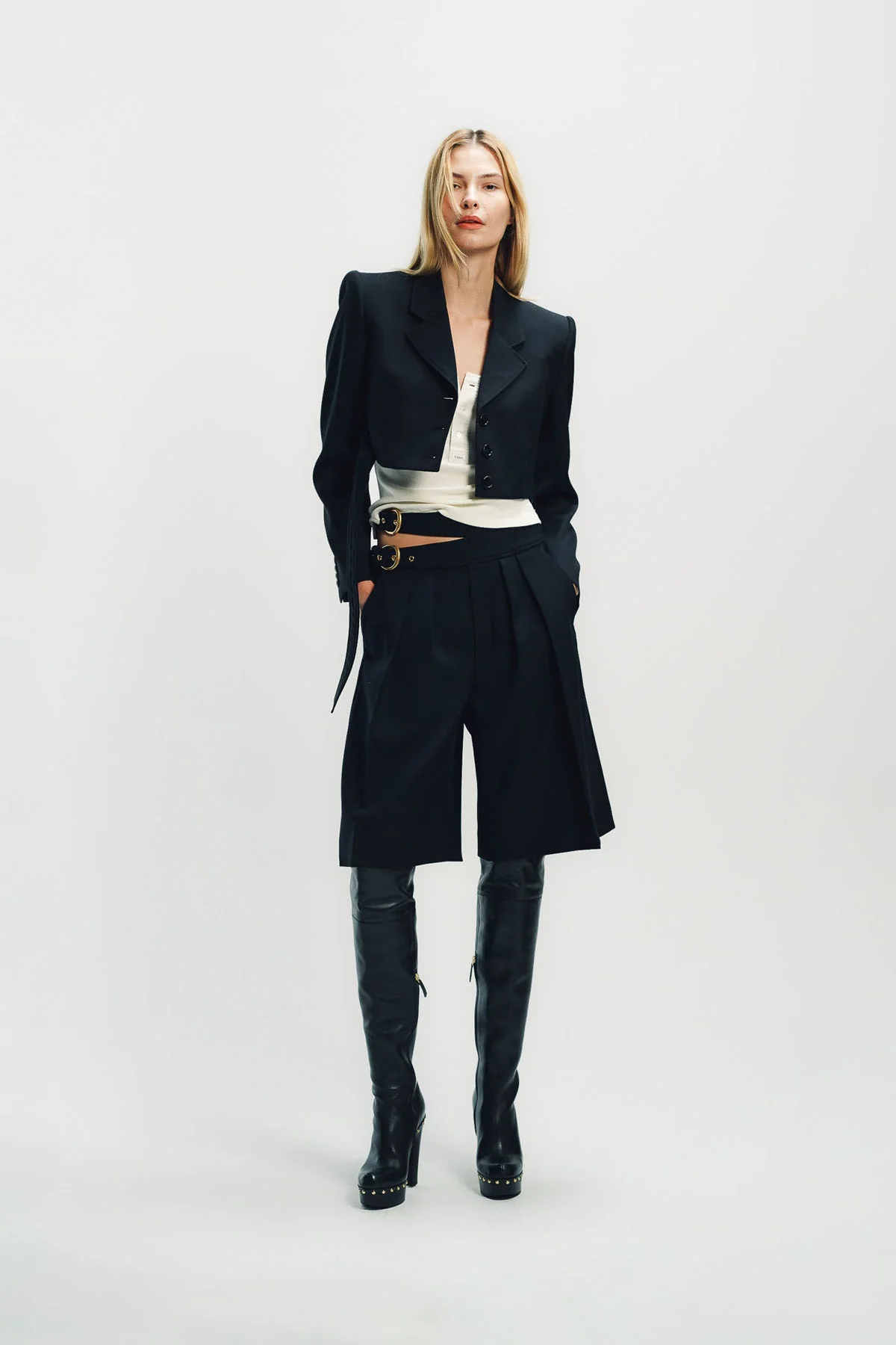 CHLOÉ | WOOL BELTED SHORTS