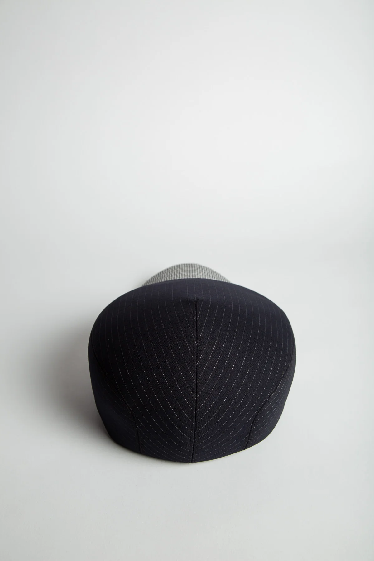COMME DES GARCONS HOMME PLUS | OVERSIZED HAT - Image 4
