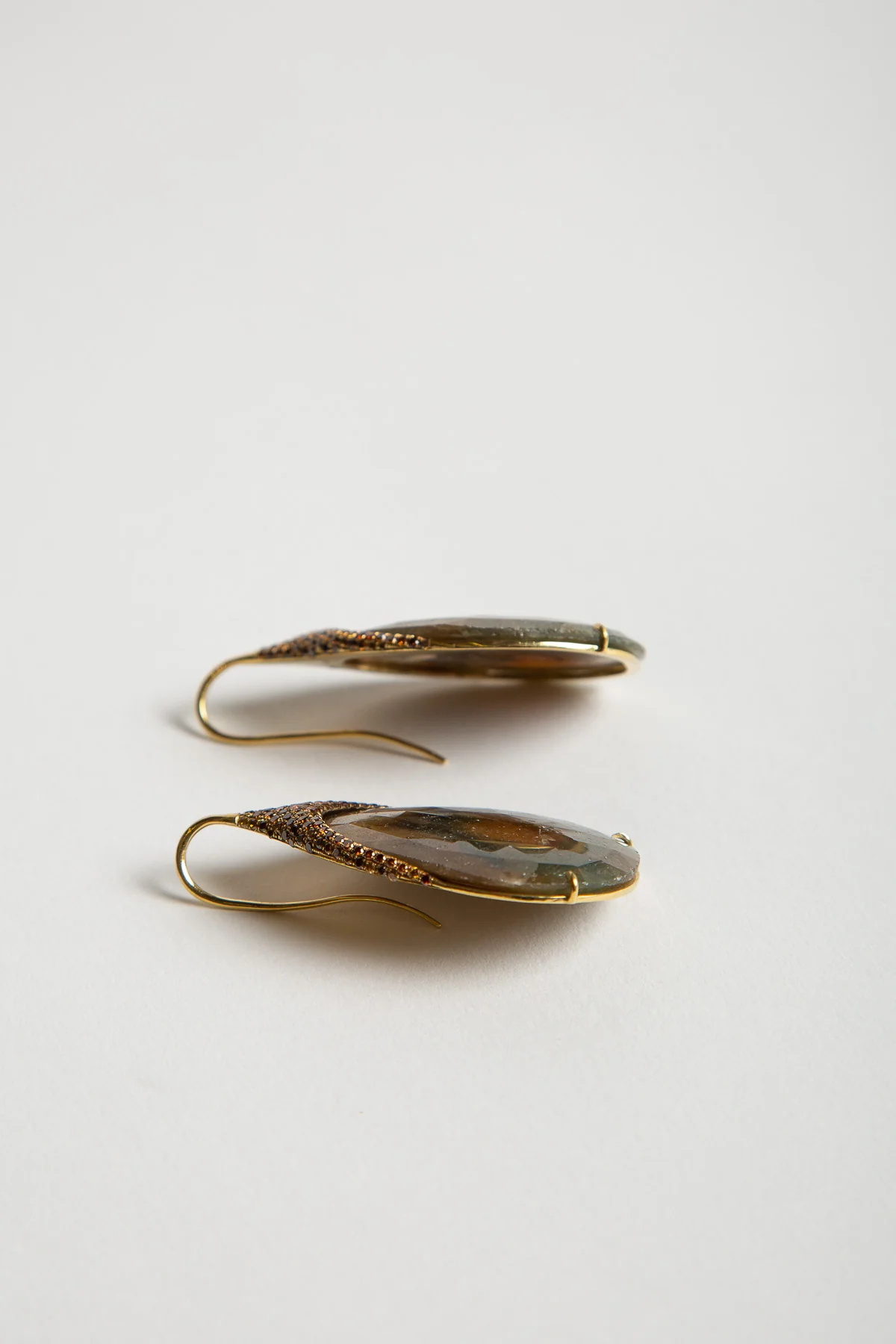 DEANNA HAMRO | TORTOISE DROP EARRINGS - Image 2