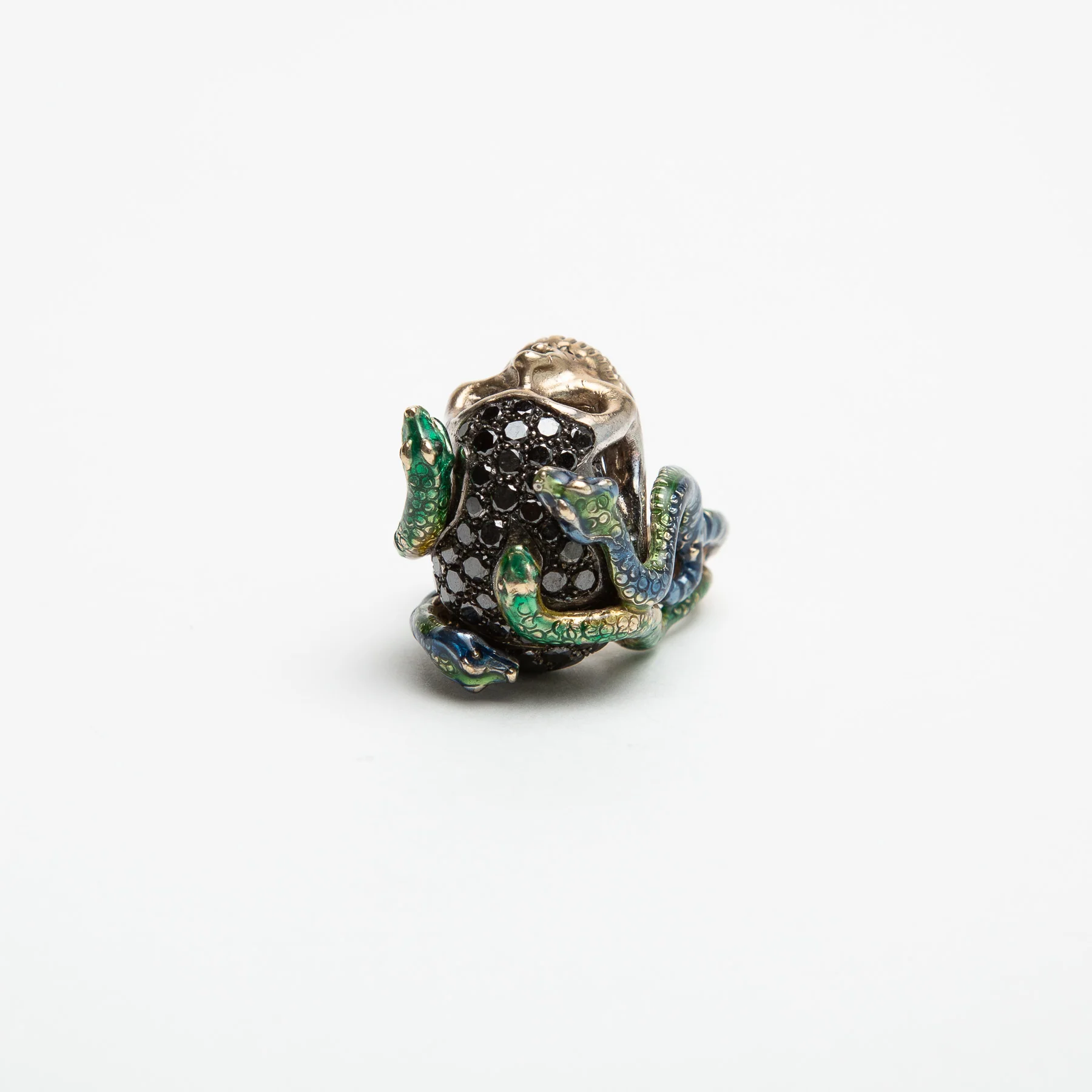 DELFINA DELETTREZ | WHITE GOLD SKULL ENAMEL SNAKES RING - Image 3