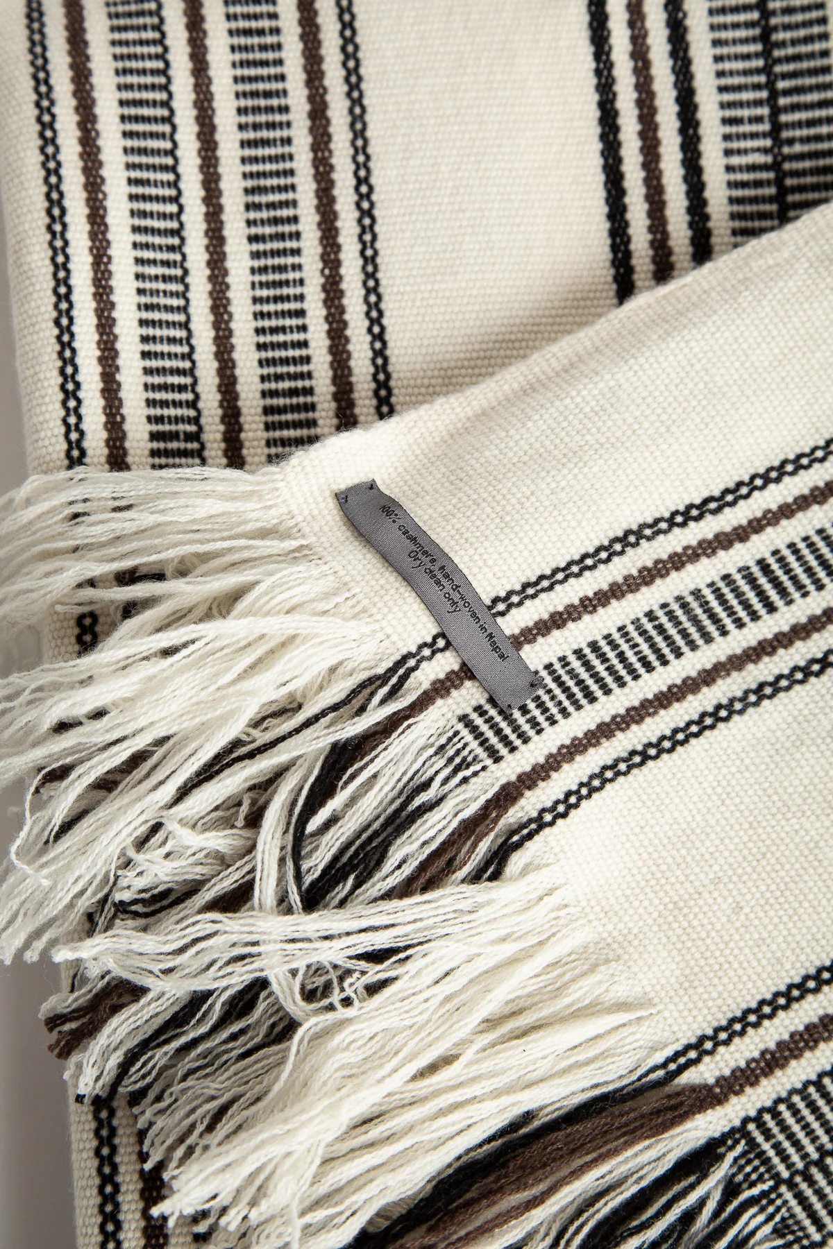 DENIS COLOMB | HIMALAYAN TIBET BLANKET - Image 4