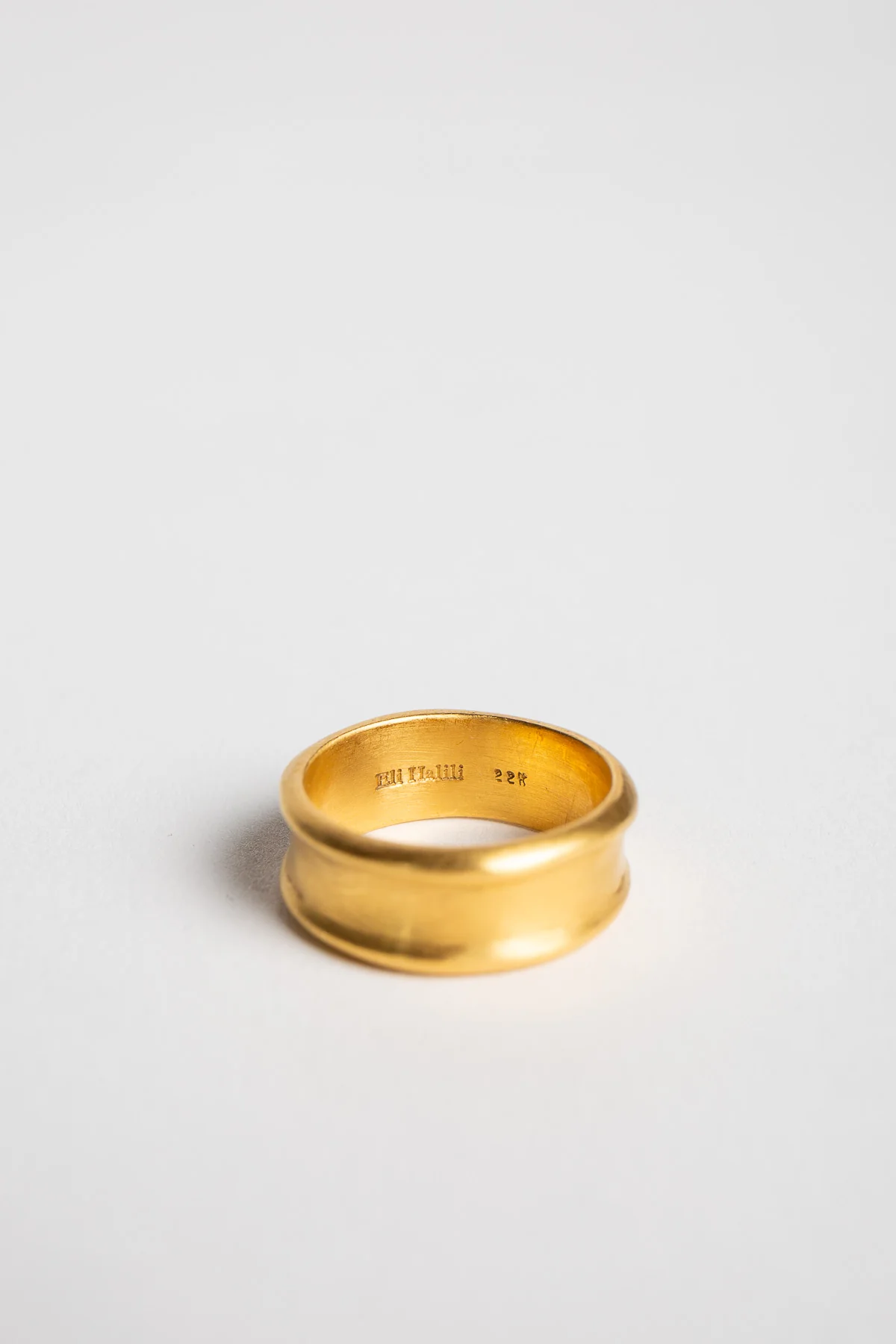 ELI HALILI | 22K CONCAVE RING - Image 3