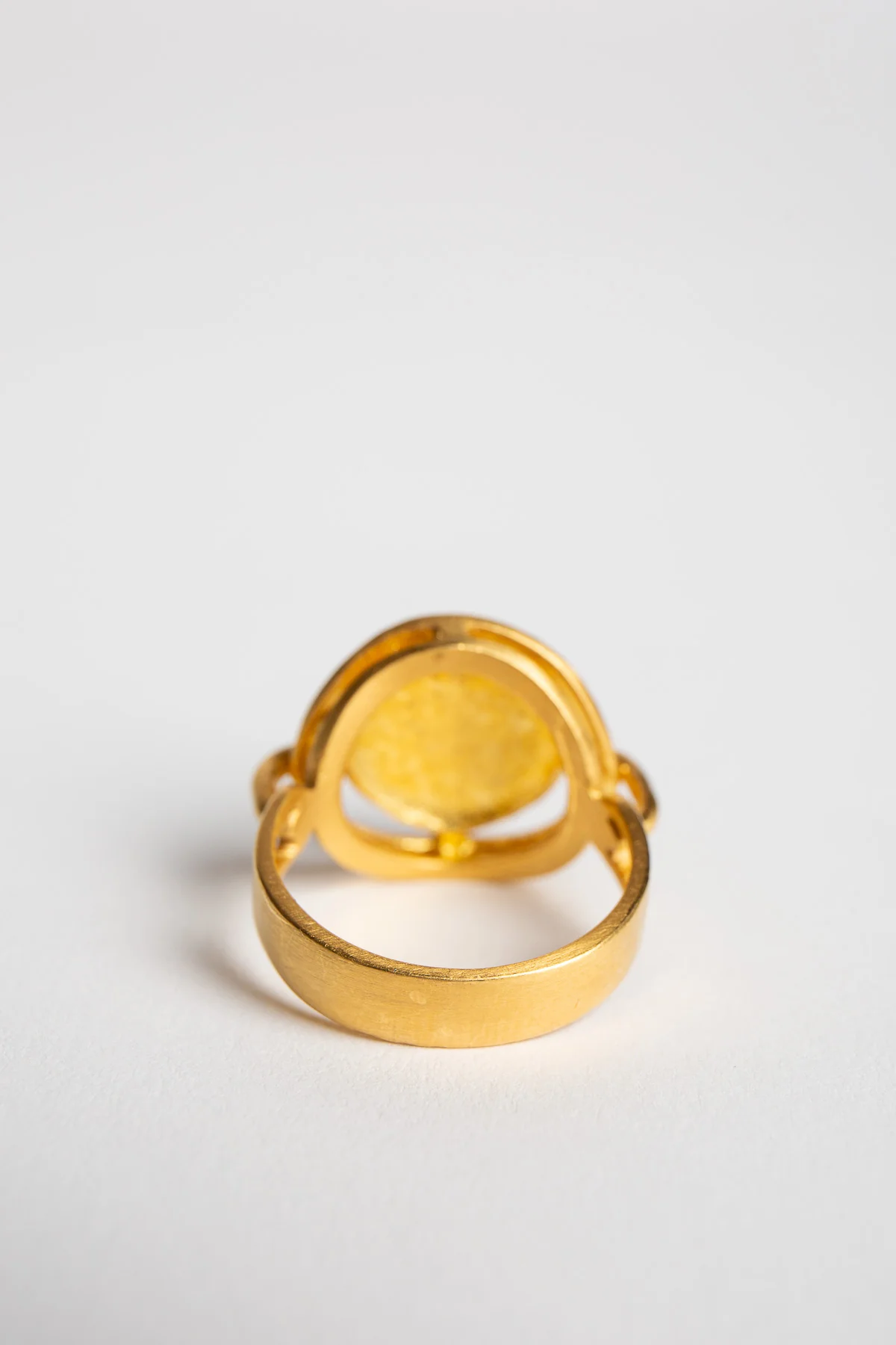 ELI HALILI | 22K GEORGIAN CROSS RING - Image 5