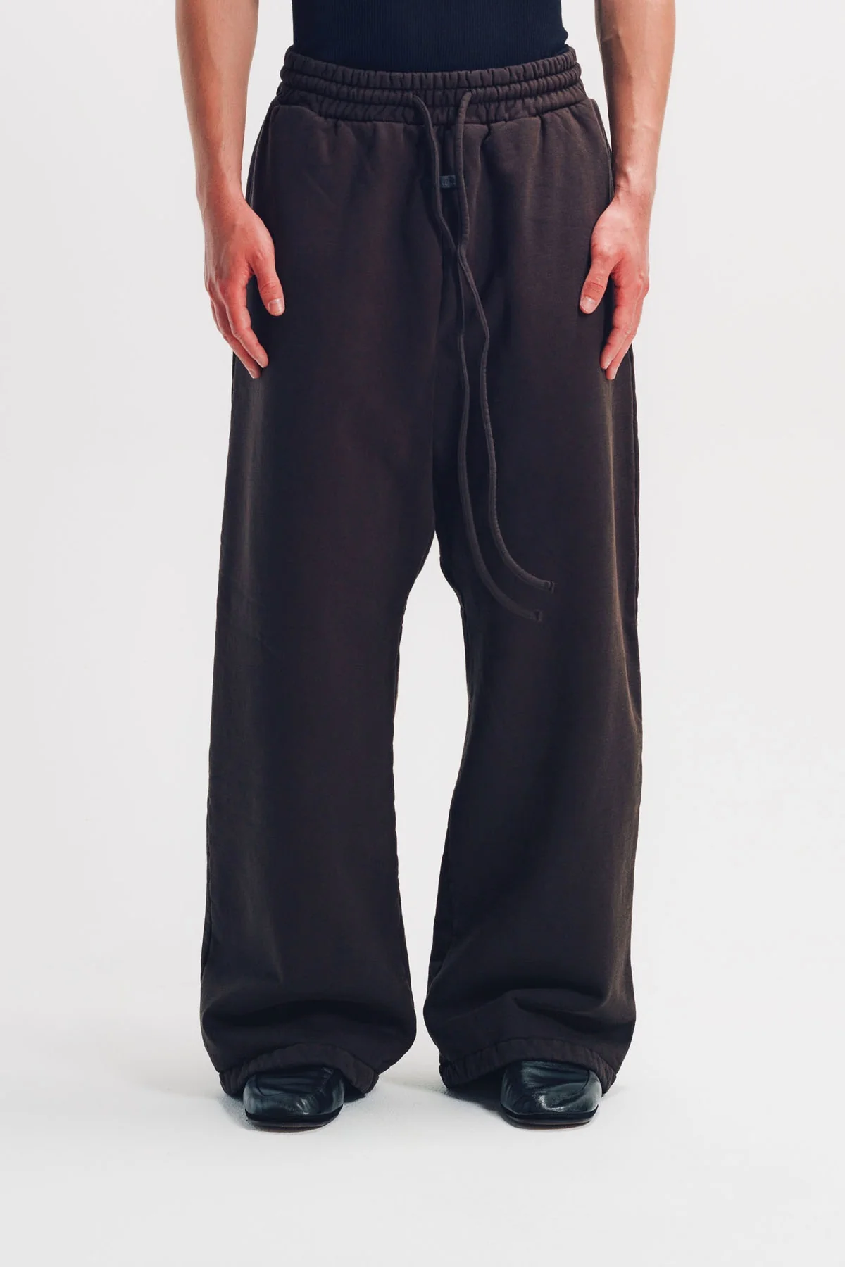 Fear of God | Sunfaded Wide Leg Sweatpant - Image 2