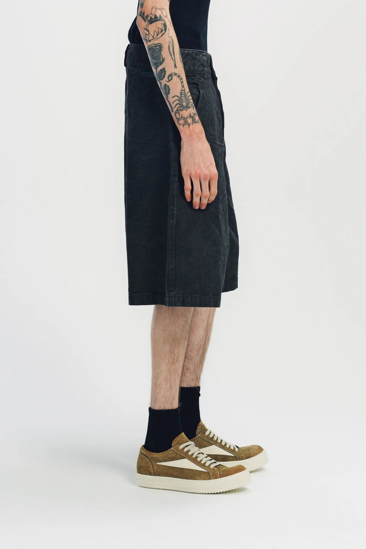 FEAR OF GOD | WASHED CANVAS UTILITY SHORTS - Image 5