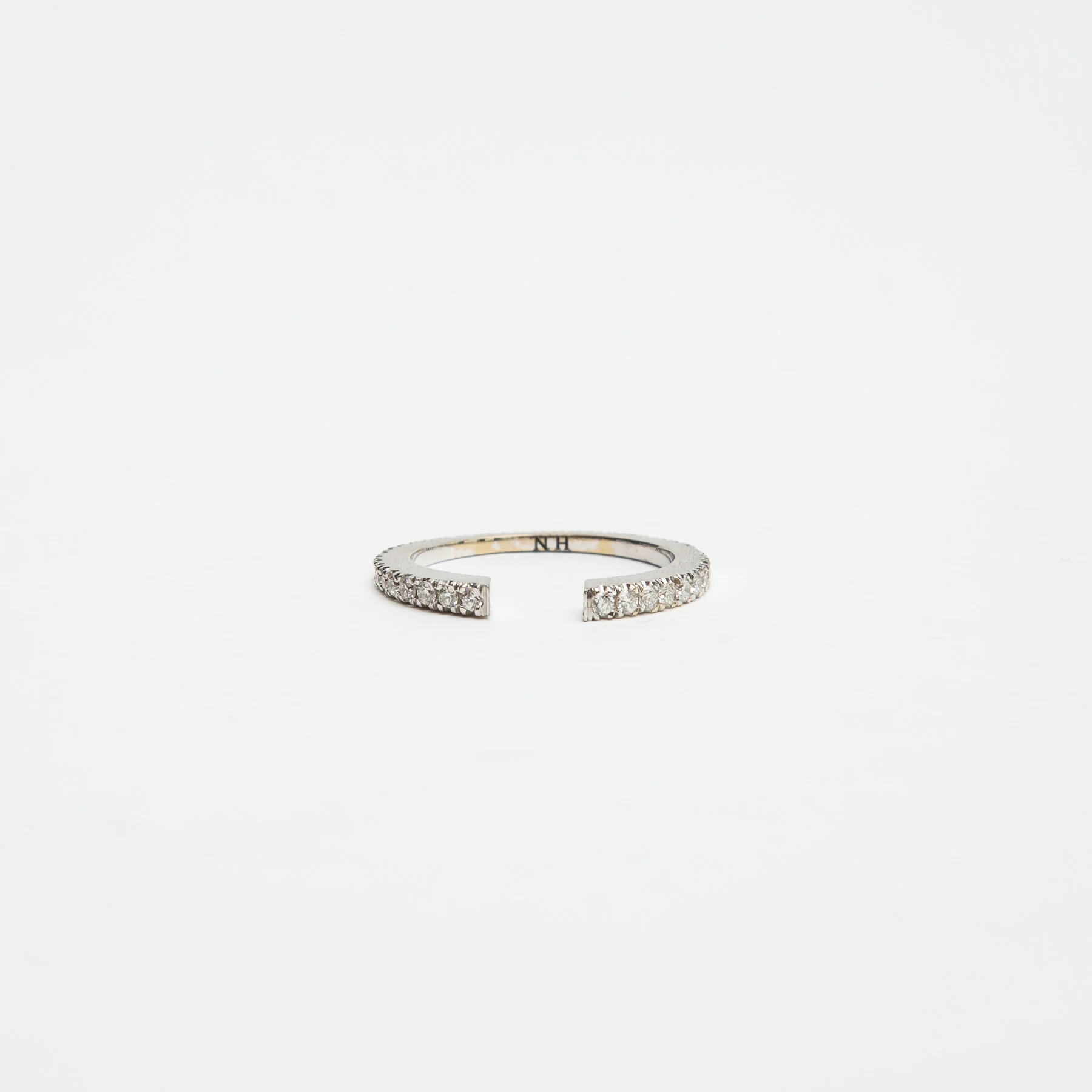 HADAR NORNBERG | PAVE DIAMOND UNTITLED RING