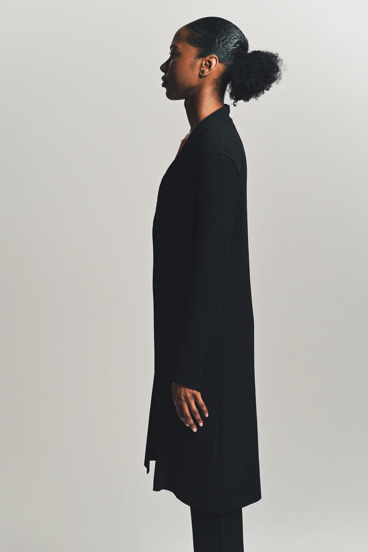 ISSEY MIYAKE | HATCHING PLEATED COAT - Image 5