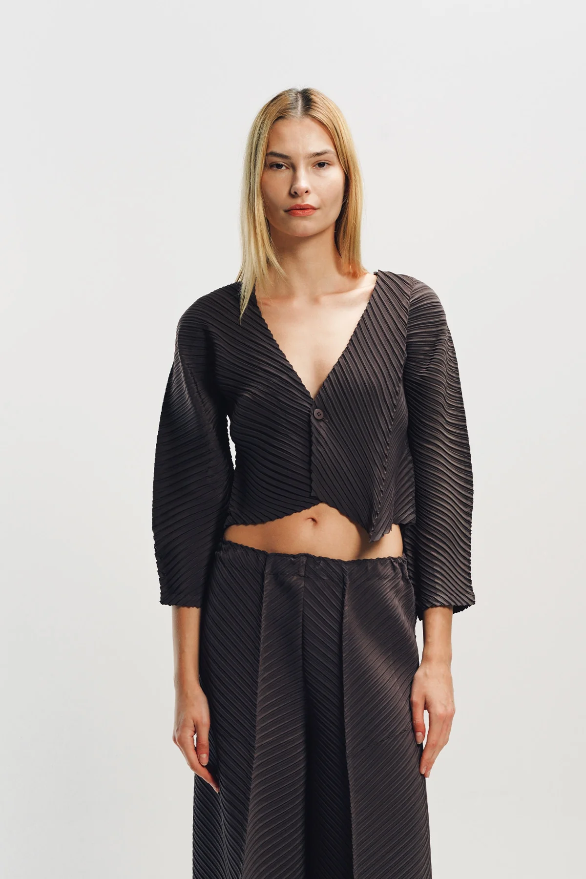 ISSEY MIYAKE | PLASTER PLEATS CARDIGAN - Image 2