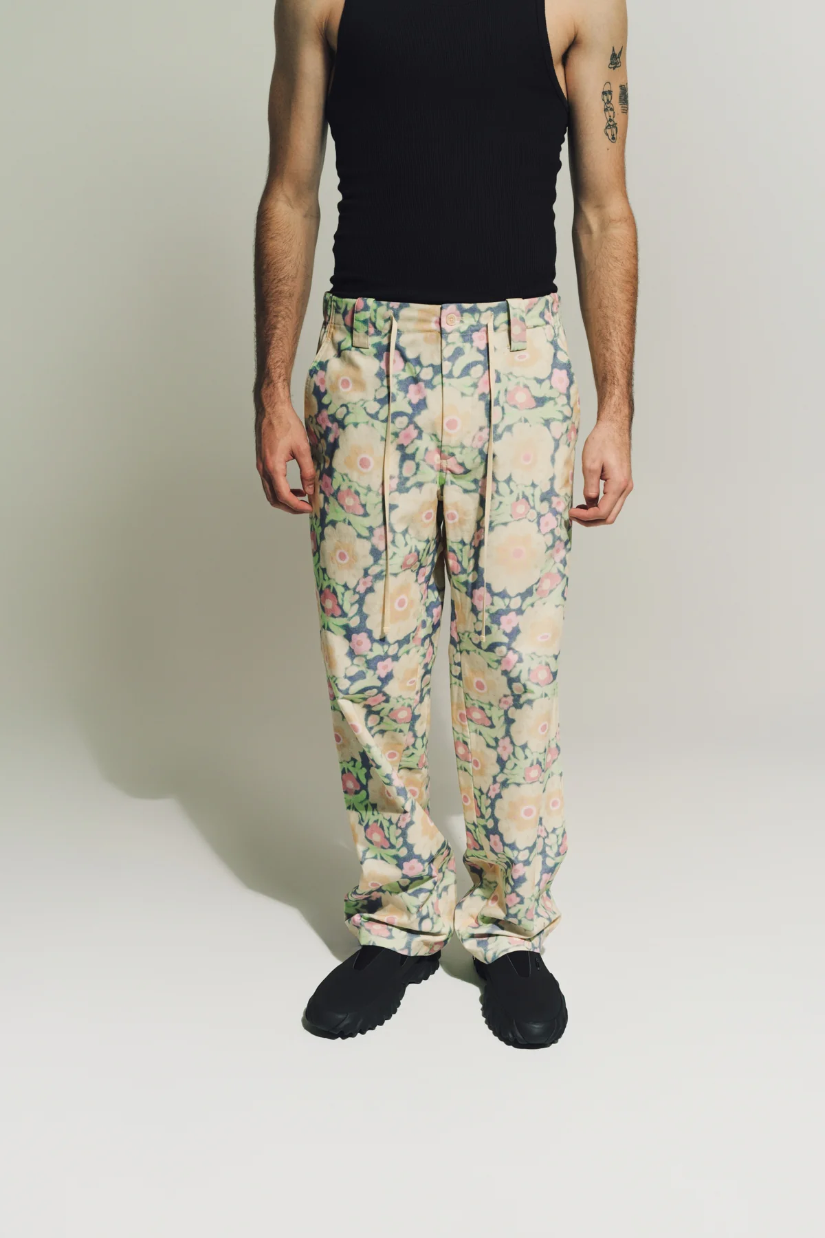 JACQUEMUS | FLORAL TAIOLO PANTS - Image 2