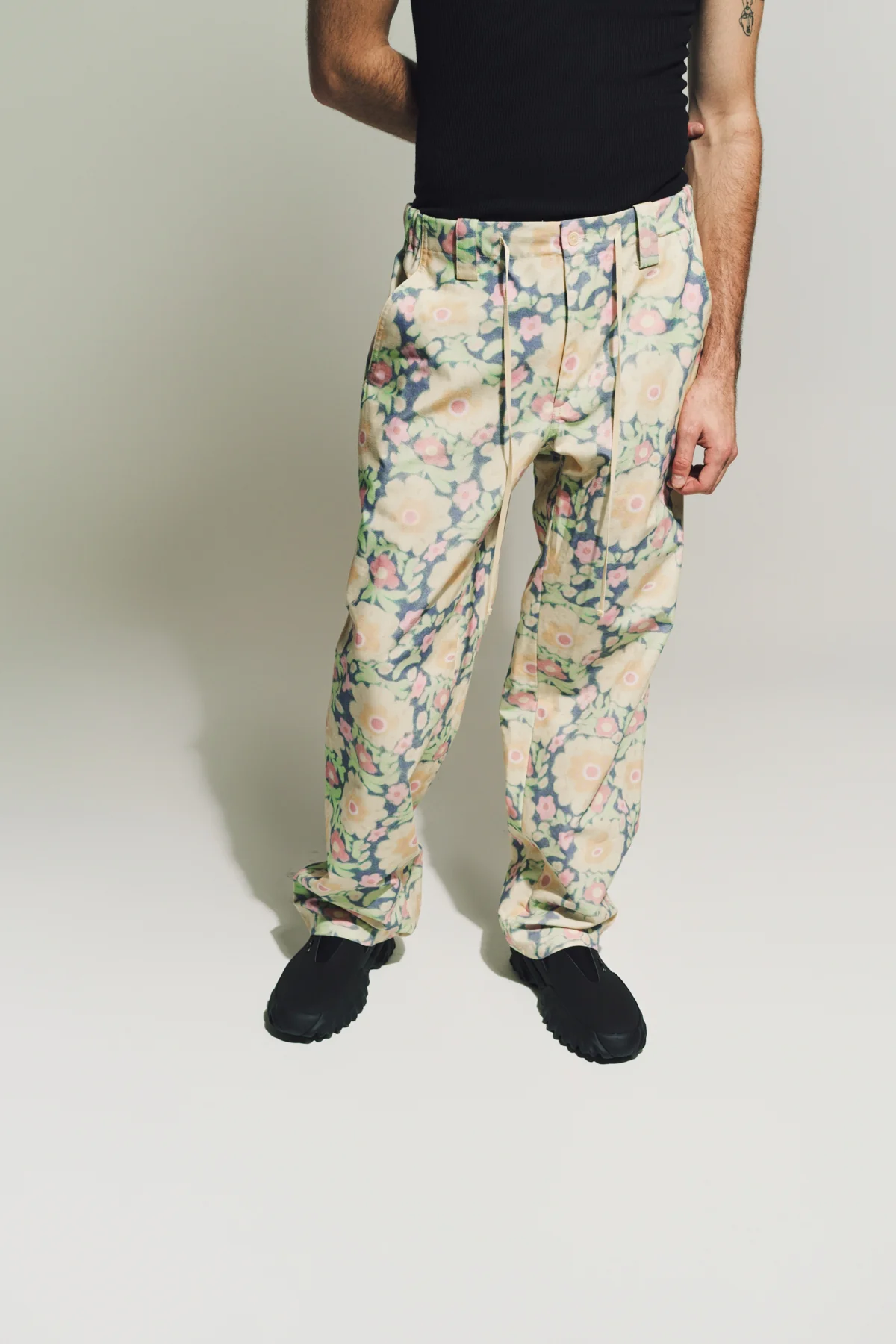 JACQUEMUS | FLORAL TAIOLO PANTS - Image 5