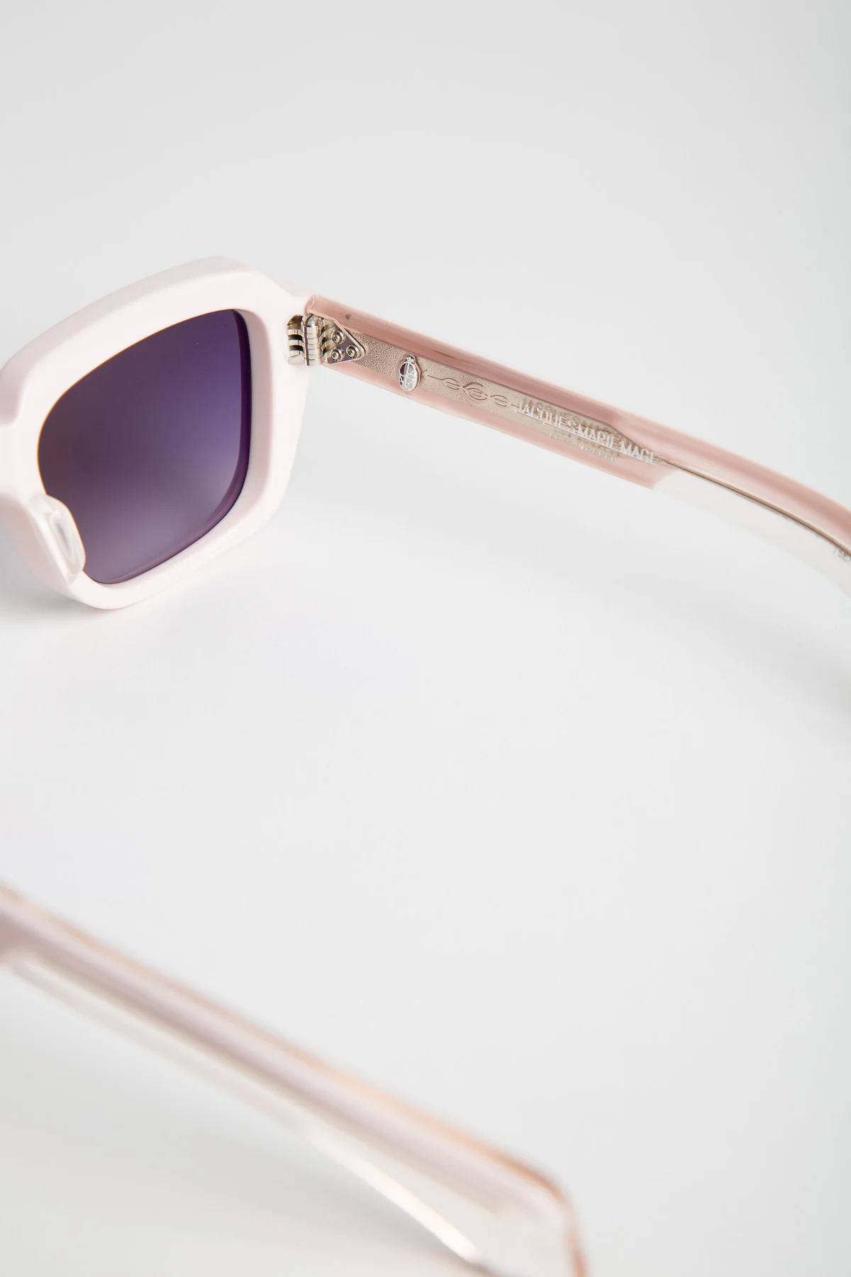 JACQUES MARIE MAGE | Taos Sunglasses in Marshmallow - Image 3