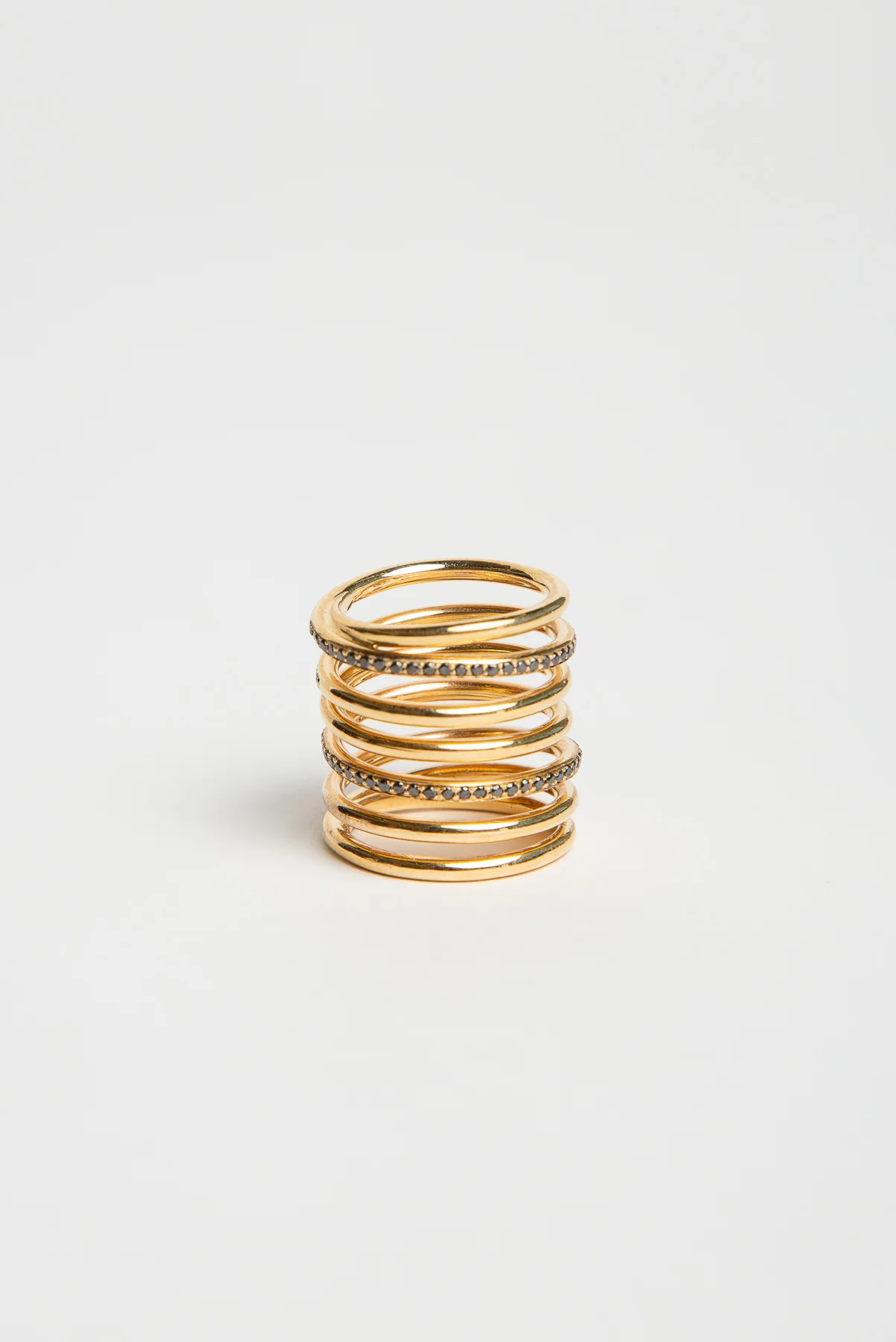 JOANNE FISKE | BLACK DIAMOND SPIRAL RING