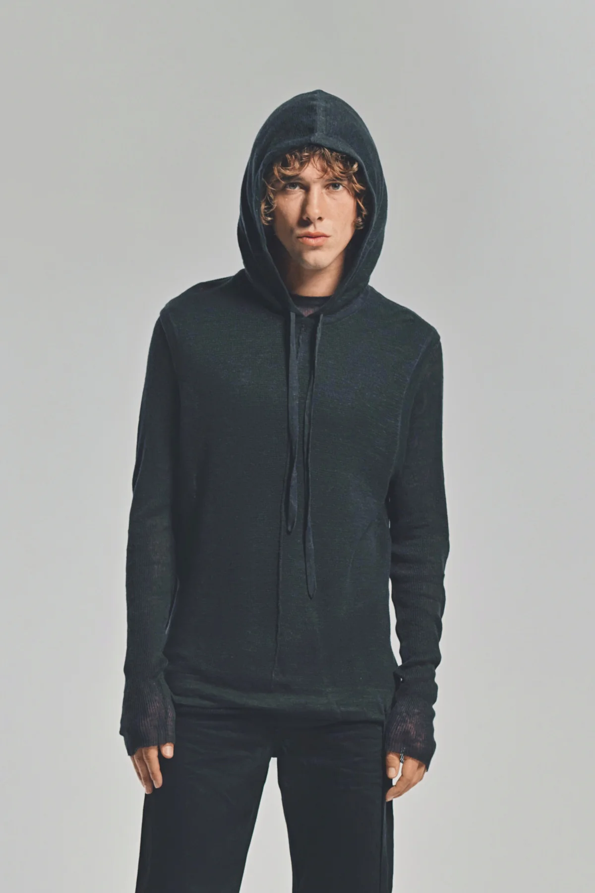 LARS ANDERSSON | SLEEVELESS HOODIE - Image 2
