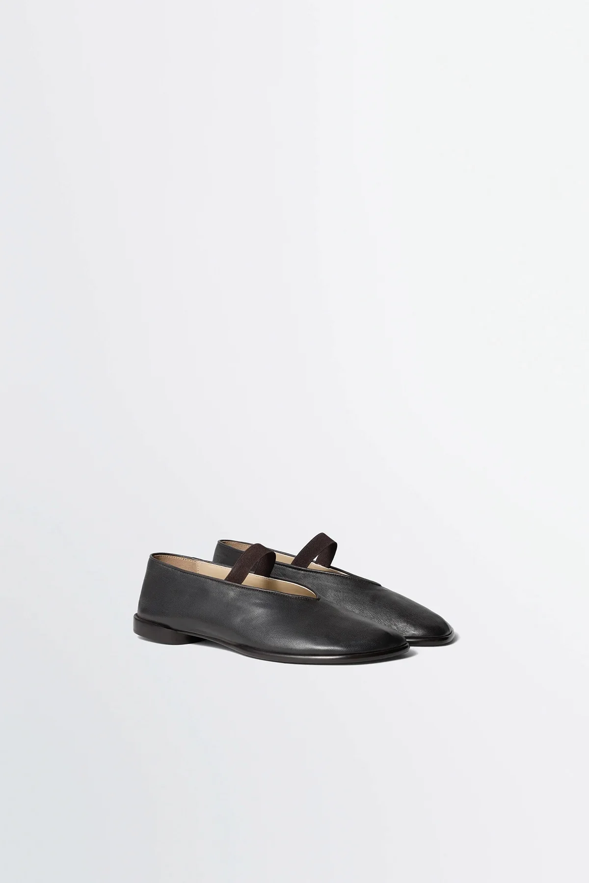 LEMAIRE | GLOVE BALLERINA IN LEATHER - Image 2