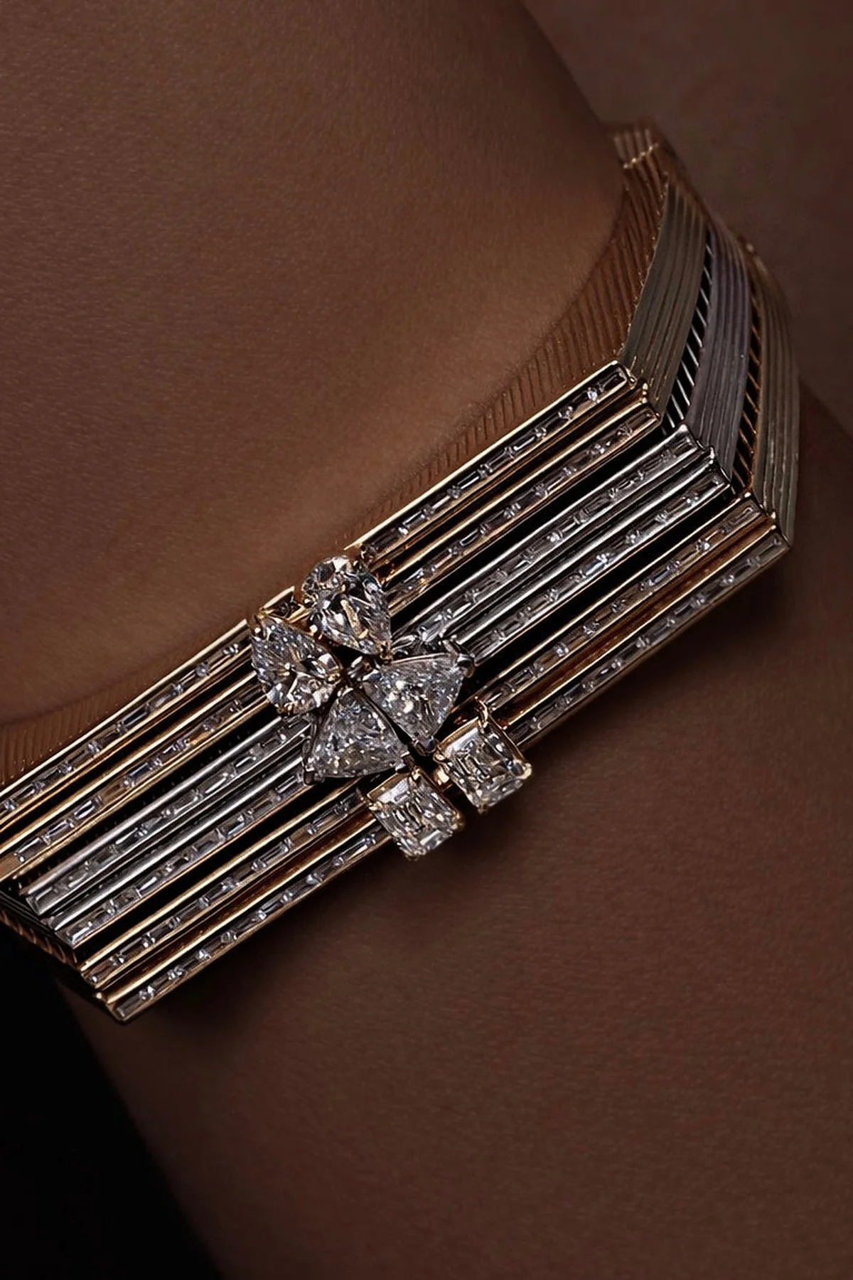 Loraida | 18K White Gold Blade Double Trilliant Bangle - Image 4