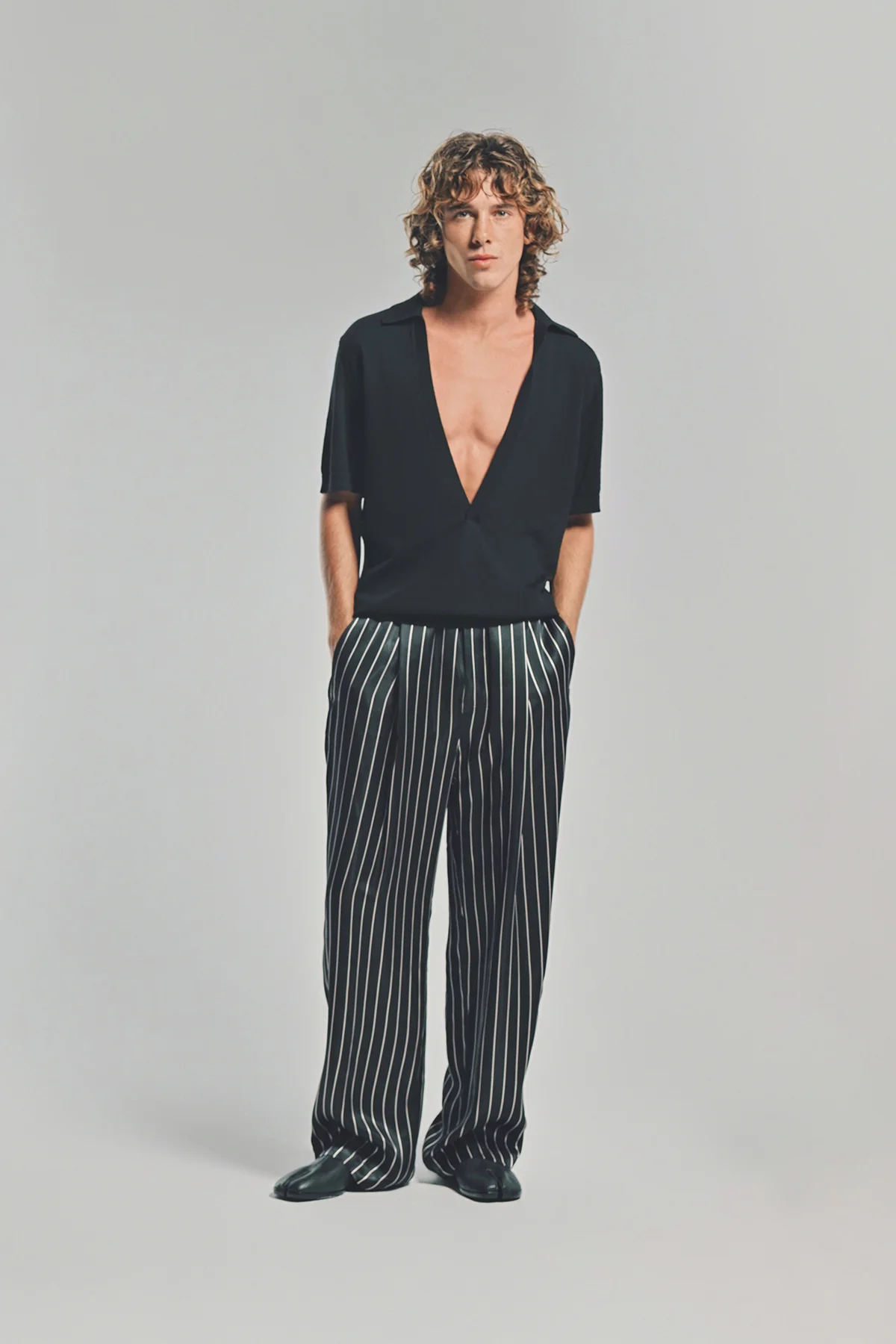 LOUIS GABRIEL NOUCHI | DEEP V POLO
