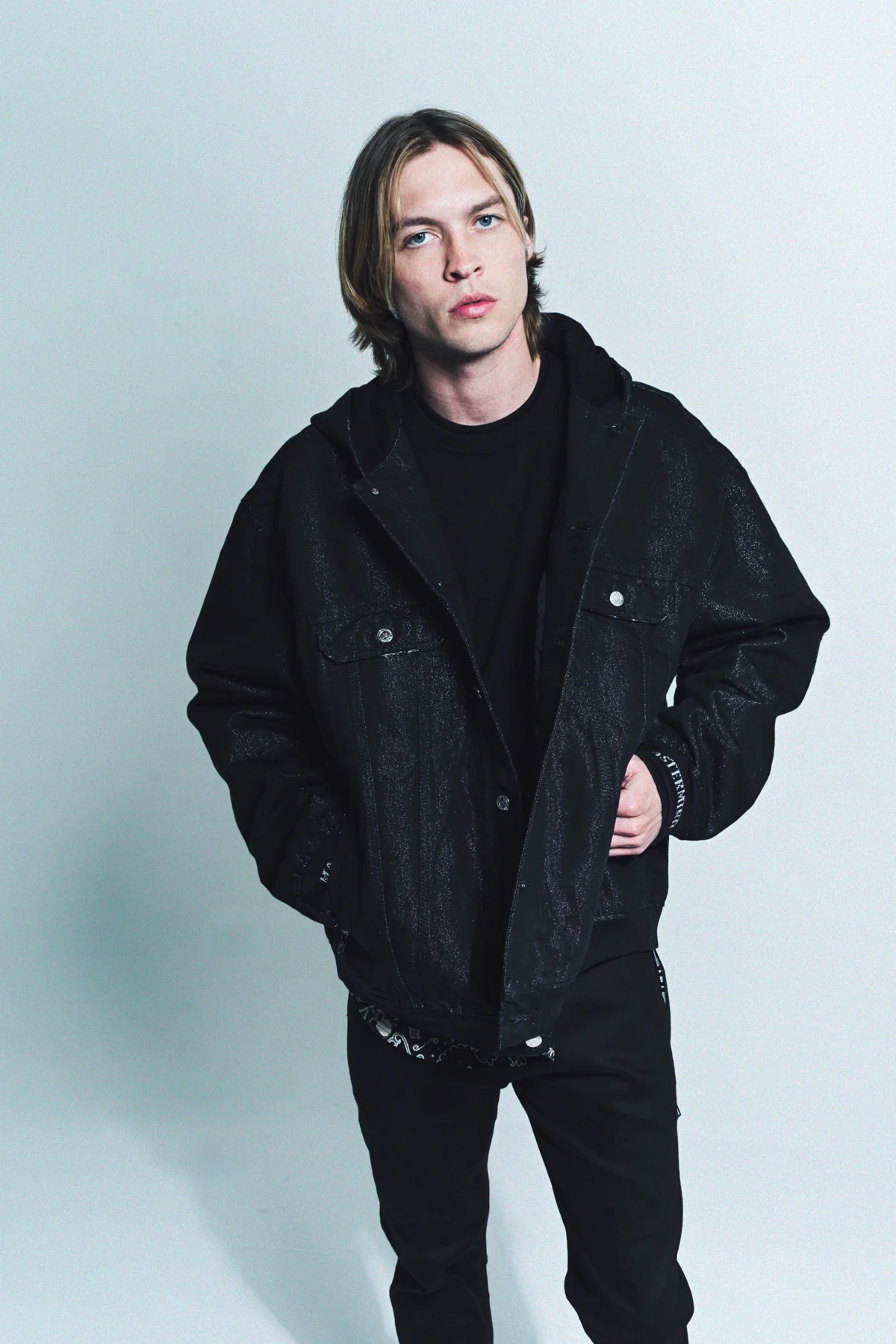 MASTERMIND | HOODED PATCHWORK DENIM JACKET - Image 2