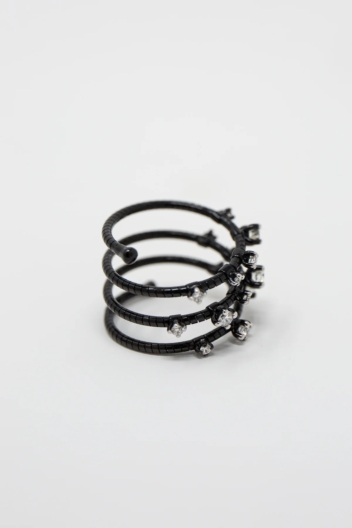 MATTIA CIELO | BLACK GOLD 15 DIAMOND RING - Image 3