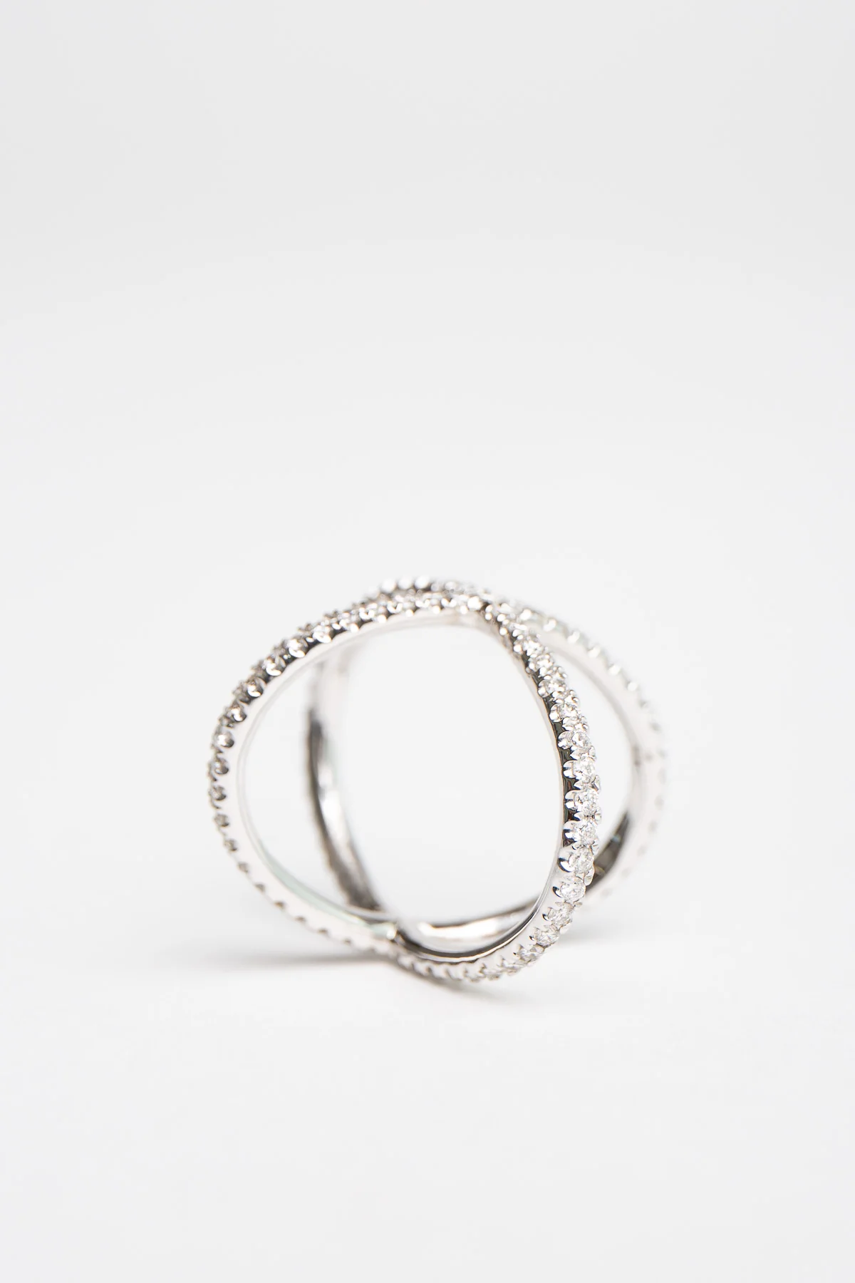 MAUD JEWELRY | 18K WHITE GOLD DIAMOND X RING - Image 3