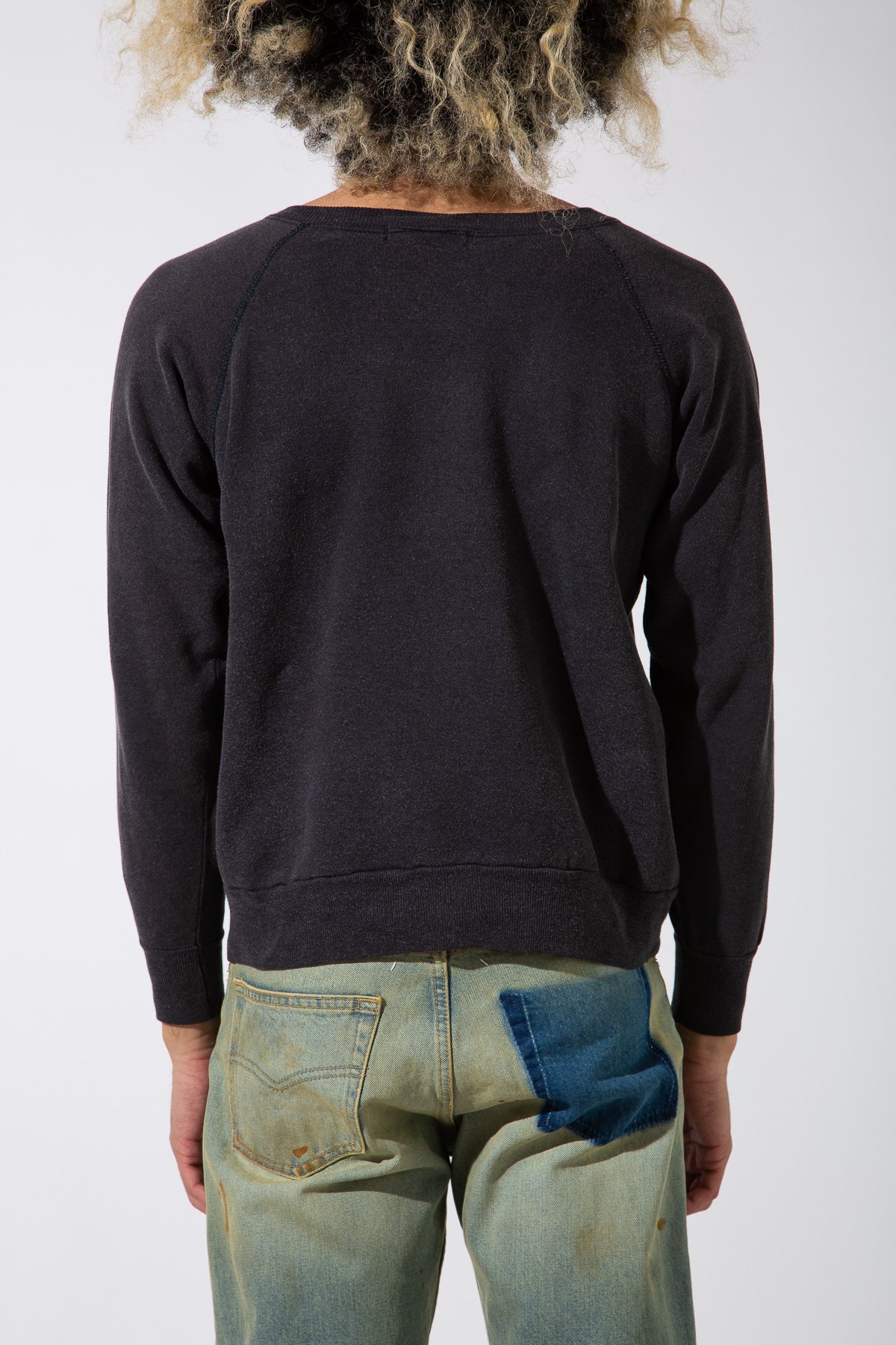 MAXFIELD MERCH COLLECTION | VINTAGE MAXFIELD LOGO CREWNECK - Image 25