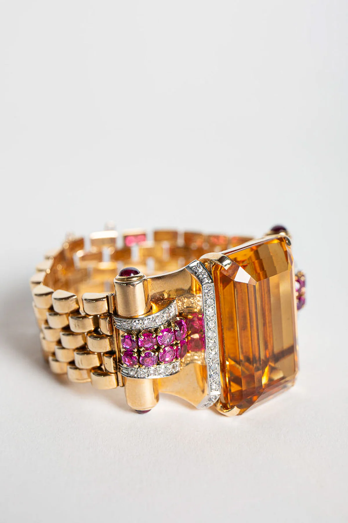 MAXFIELD PRIVATE COLLECTION | 1940'S QUARTZ & RUBY BRACELET - Image 2