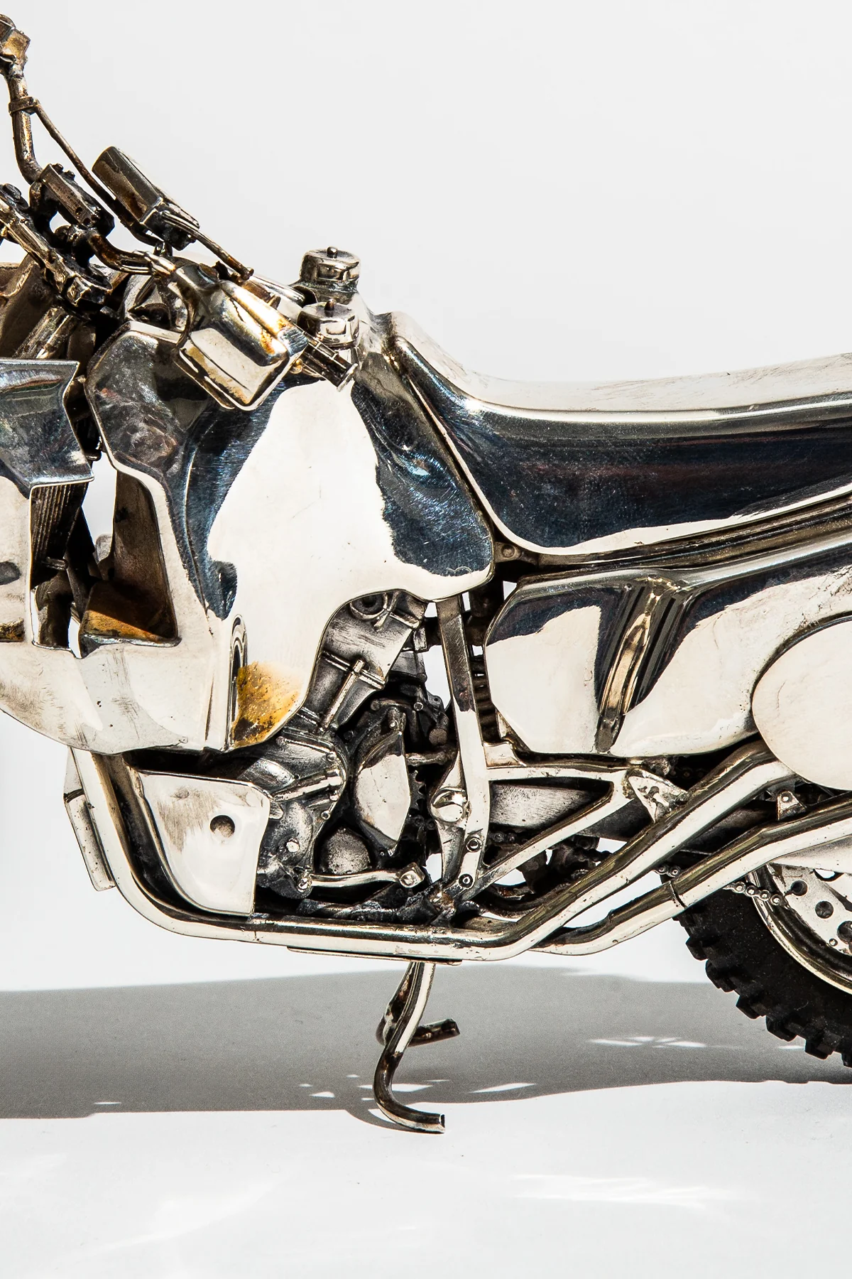 Maxfield Private Collection | 1990 Articulated Motorcycle Model - Image 3
