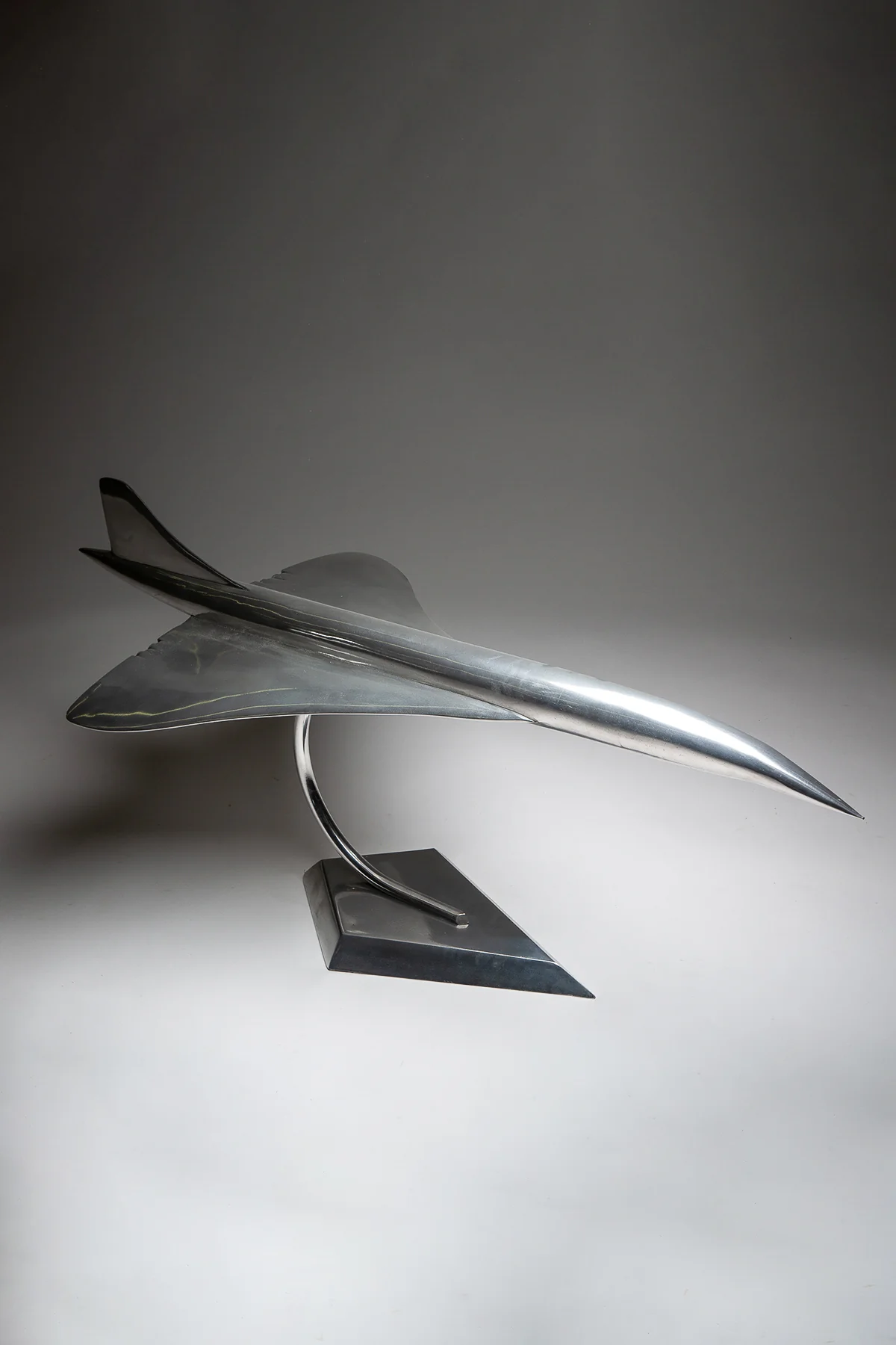 MAXFIELD PRIVATE COLLECTION | 1960'S ALUMINUM CONCORDE MODEL - Image 4