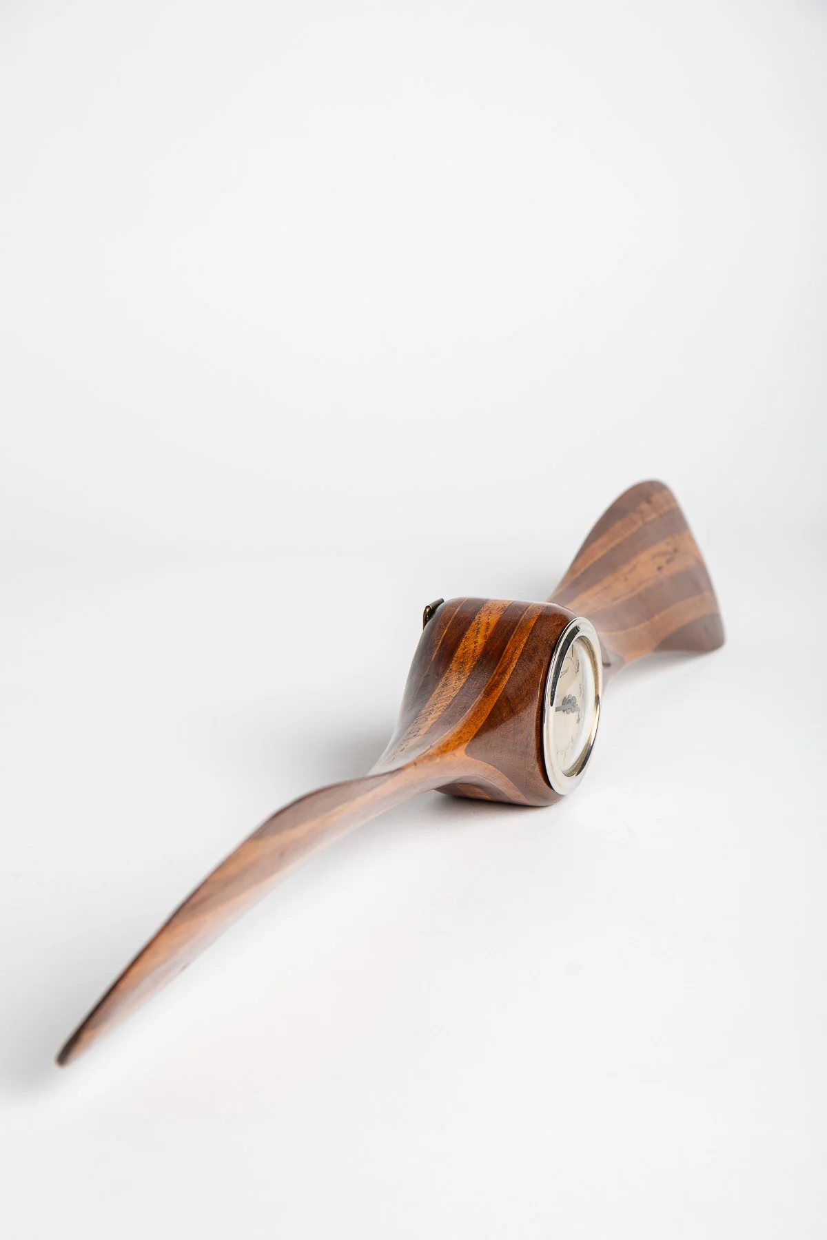 MAXFIELD PRIVATE COLLECTION | VINTAGE PROPELLER CLOCK - Image 3
