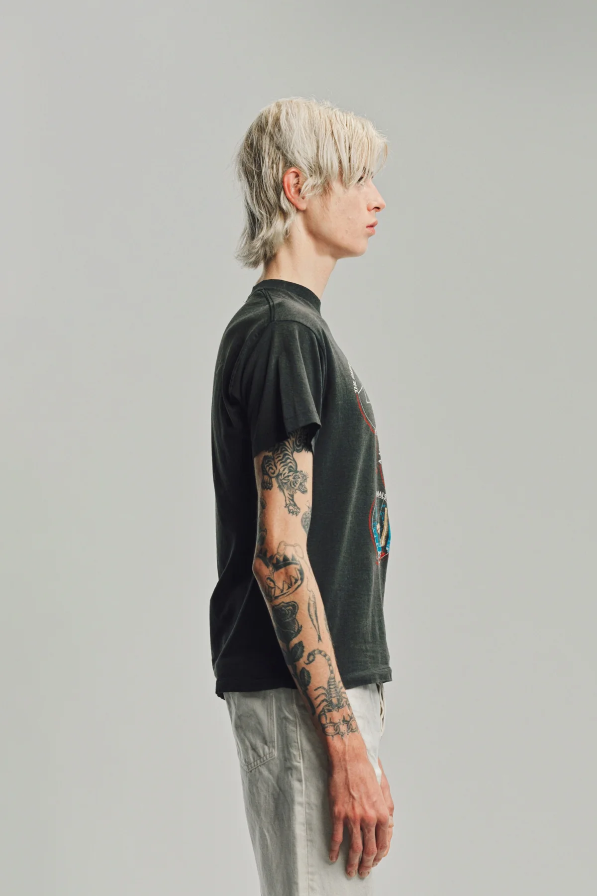 MAXFIELD VINTAGE | 1980S PINK FLOYD TEE - Image 4