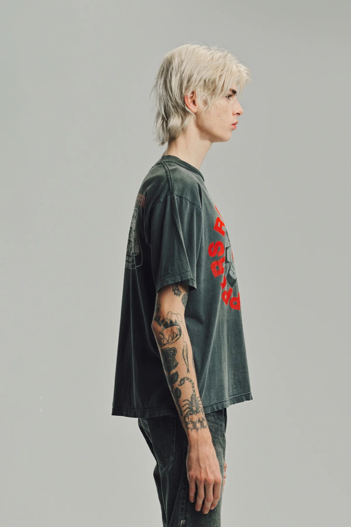 MAXFIELD VINTAGE | 1990S RED HOT CHILI PEPPERS TEE - Image 4