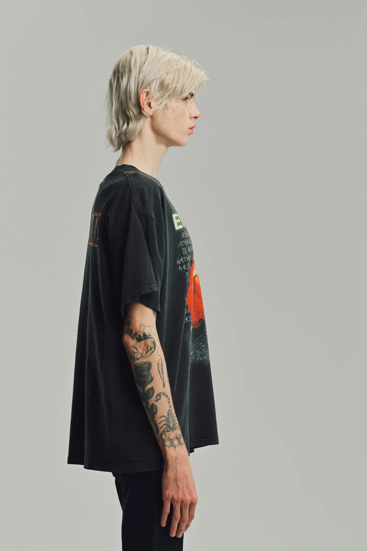 MAXFIELD VINTAGE | 2000 EMINEM CRIMINAL TEE - Image 4