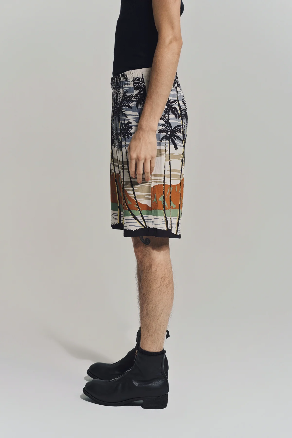 NOMARHYTHM TEXTILE | PALM TREE SHORTS - Image 4