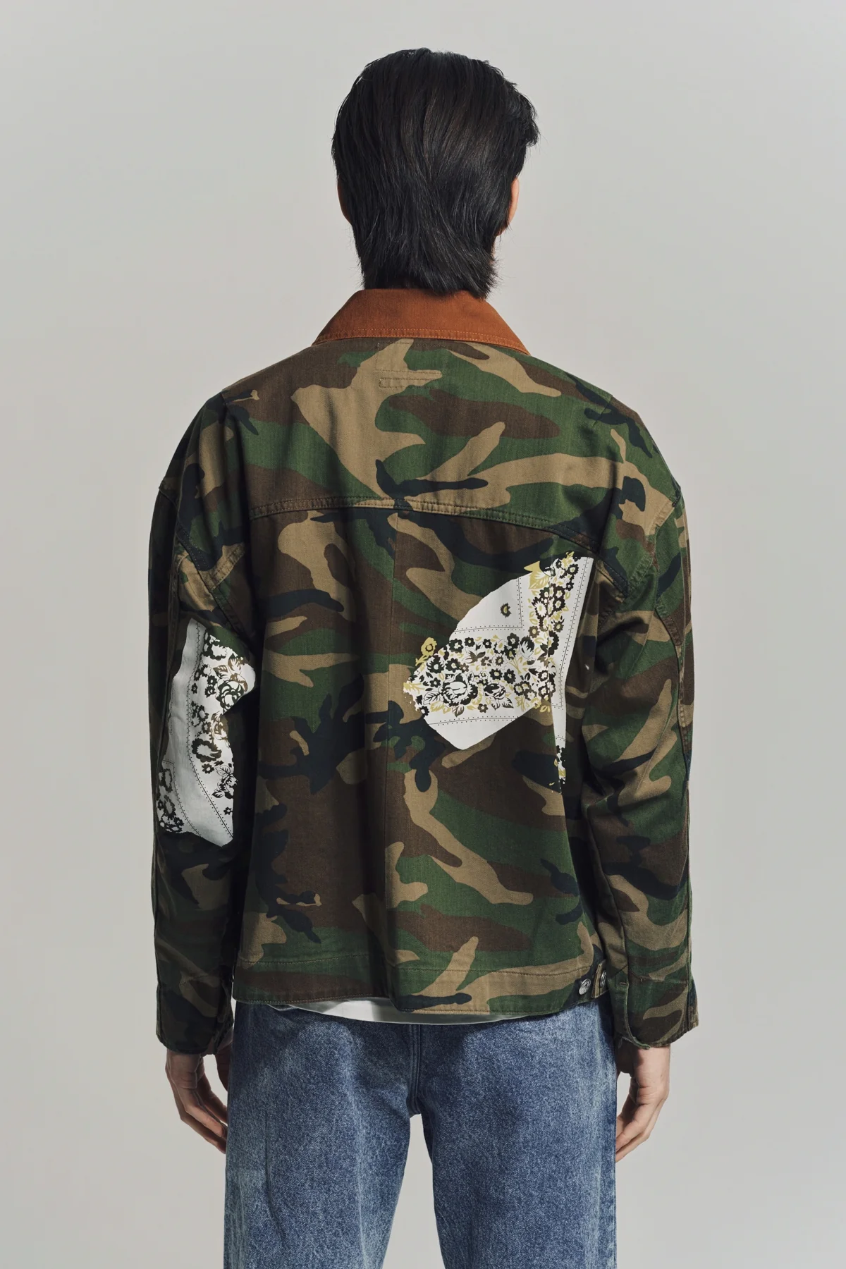 NOMARHYTHM TEXTILE | SIGN PRINT WORK JACKET - Image 4