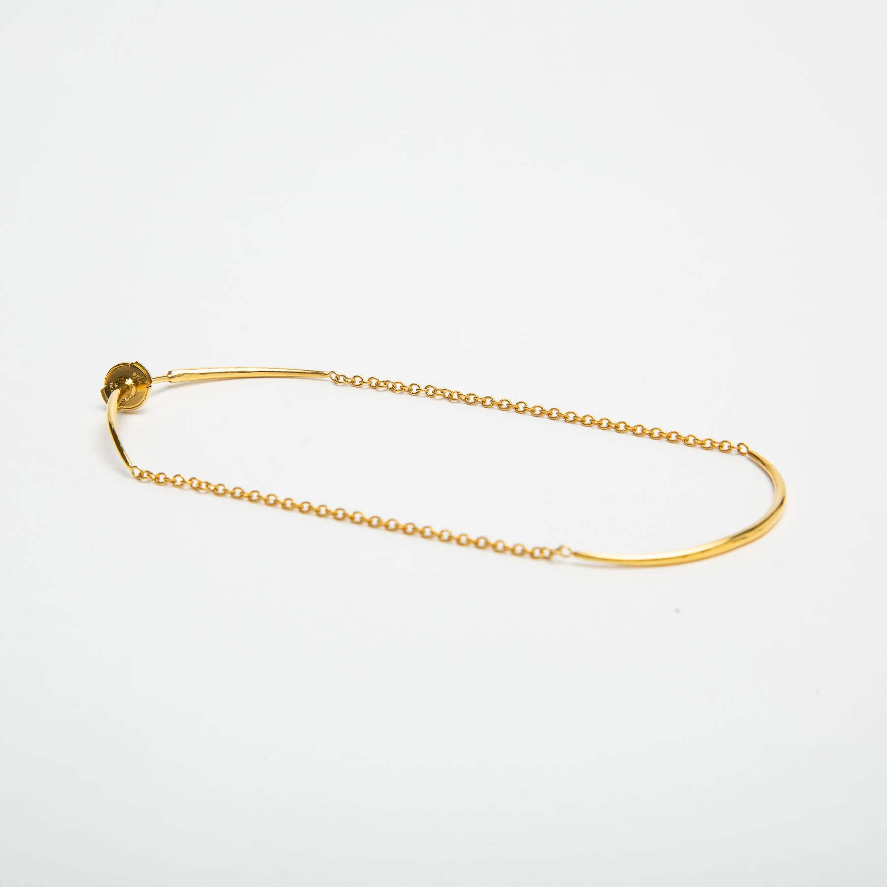 OTZAR | ROSE GOLD CHAIN THREAD EARRING - Image 4
