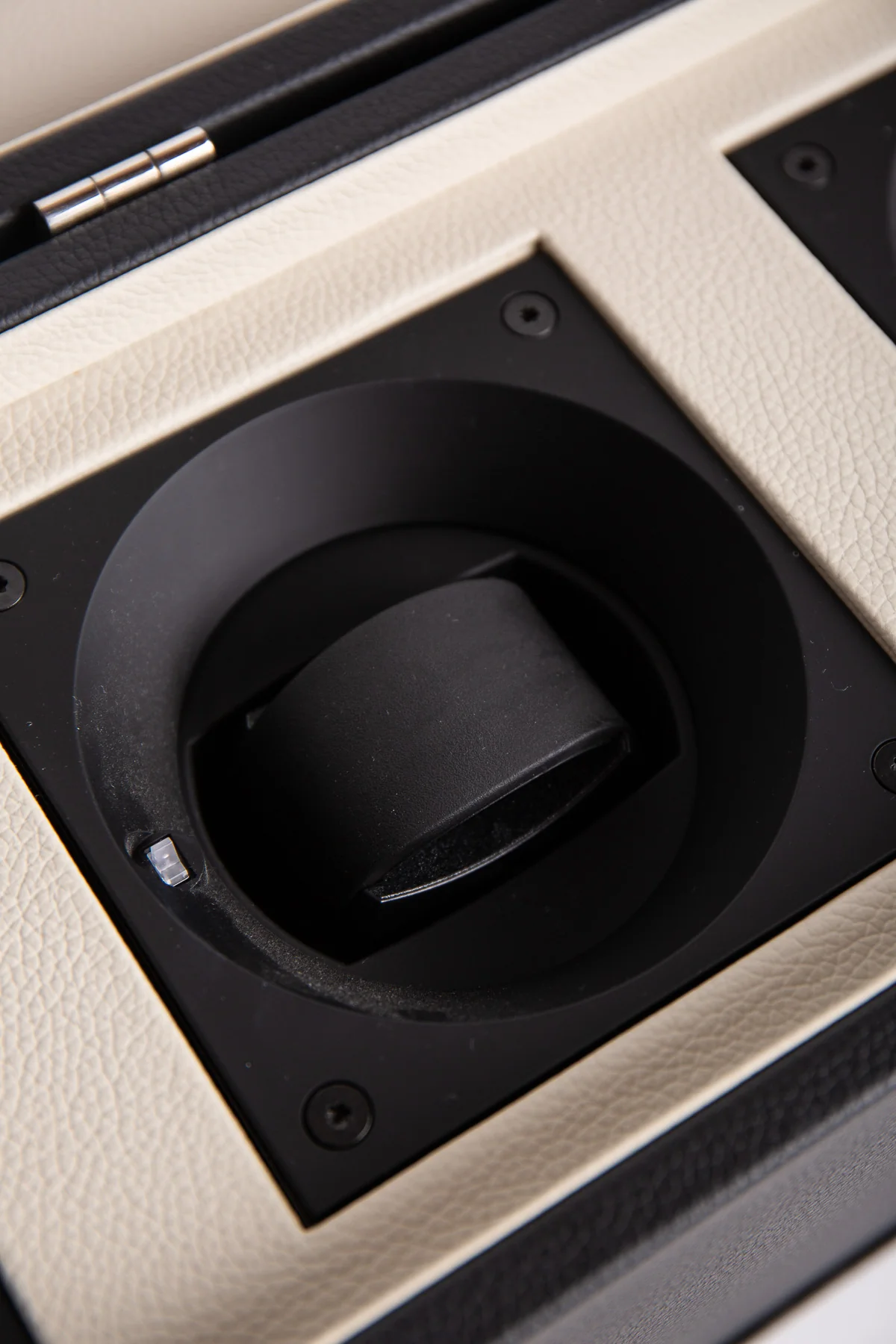 PINEL ET PINEL | UP & DOWN X3 WATCH WINDER - Image 3