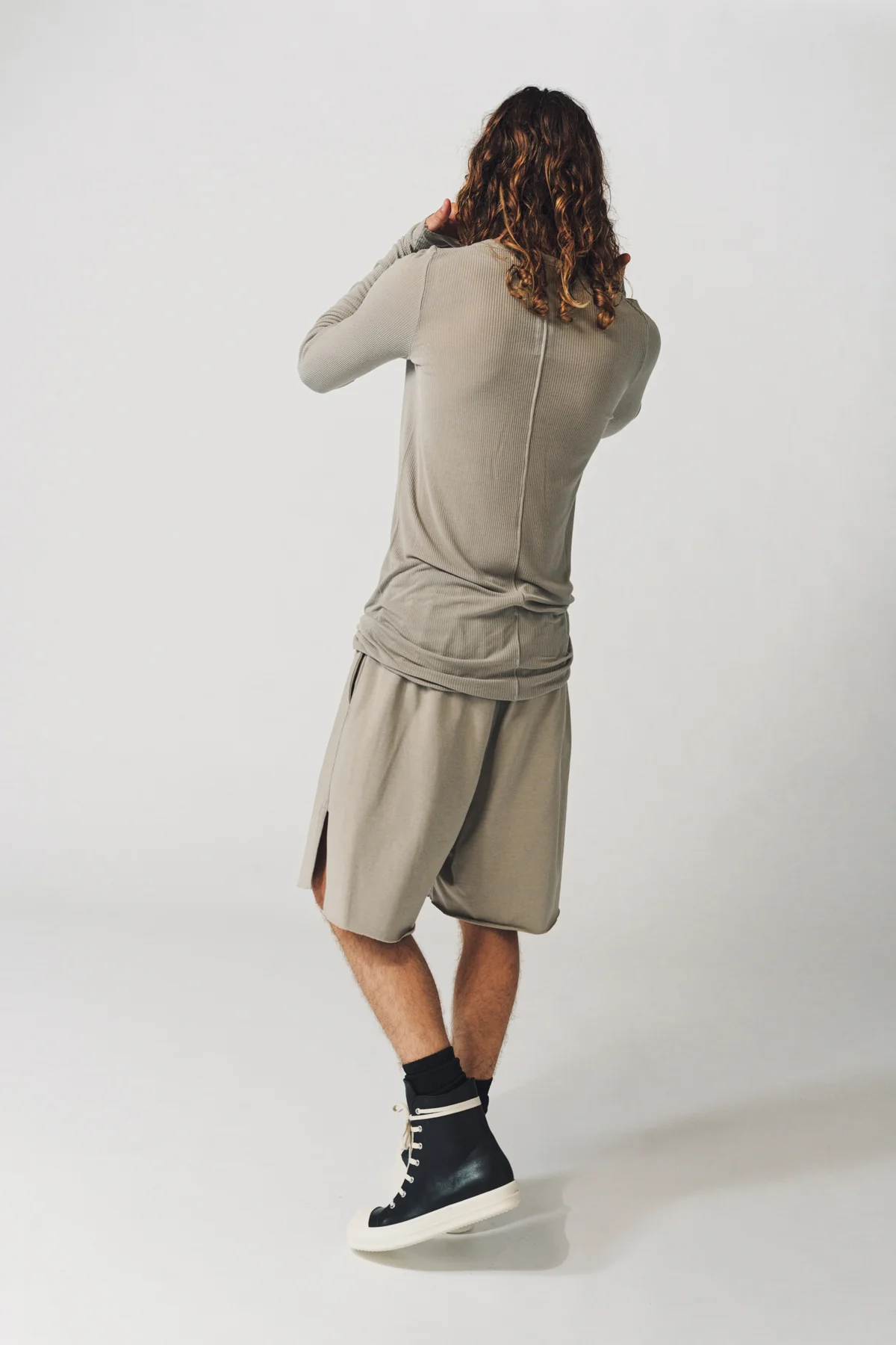 RICK OWENS | RIB LONG SLEEVE TEE - Image 16