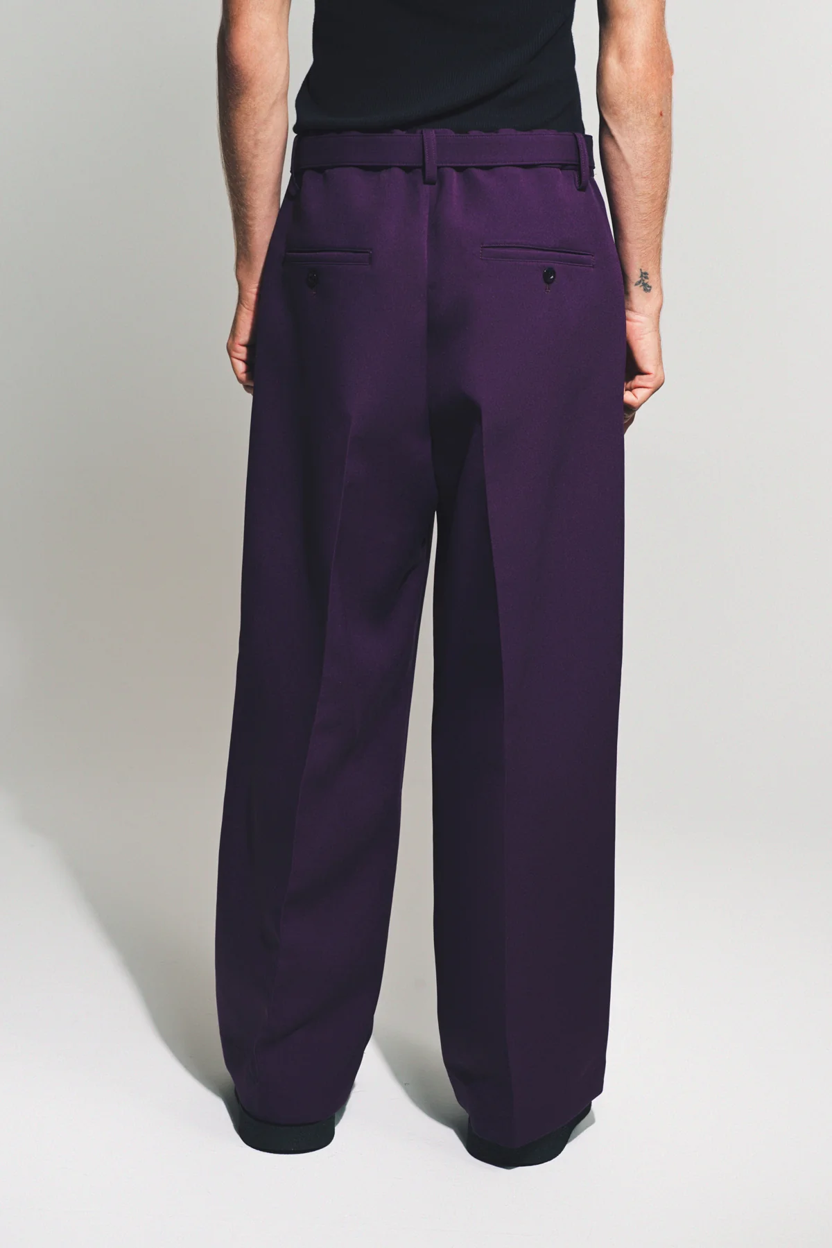 SACAI | MATELASSE TWILL PANTS - Image 4