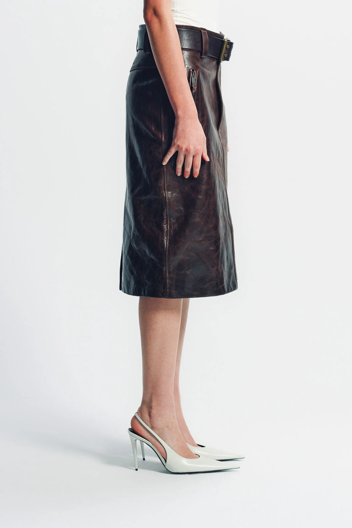SAINT LAURENT | BELTED PENCIL SKIRT IN CREASED LEATHER - Image 5