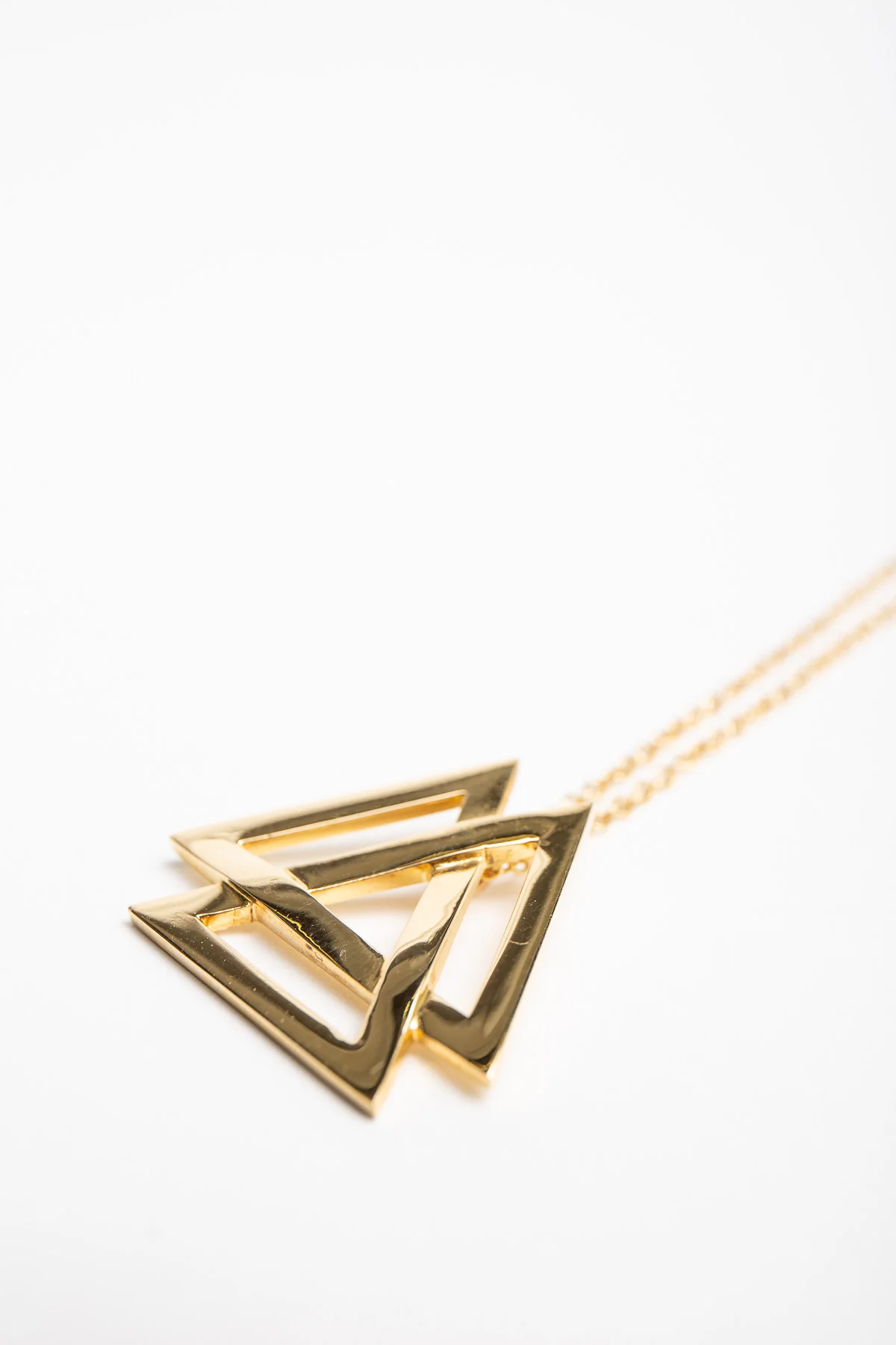 SARAH JANE WILDE | BLACK STAR GOLD NECKLACE - Image 5
