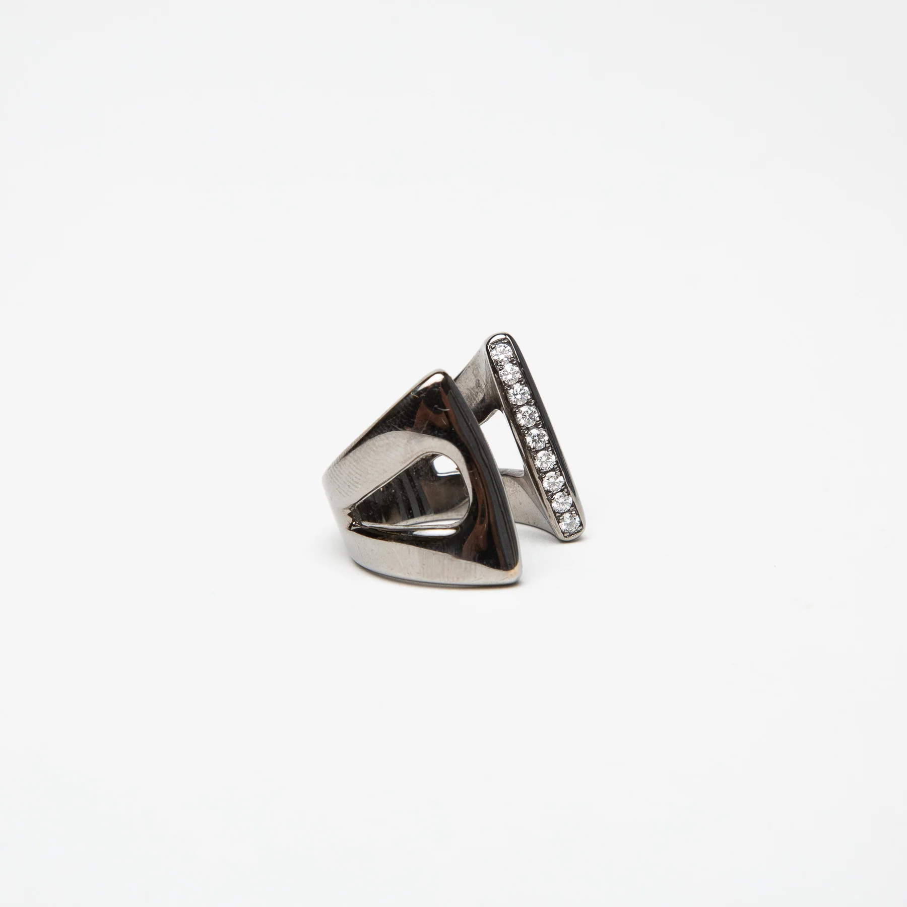 SARAH JANE WILDE | STAINLESS STEEL & DIAMOND RING - Image 5