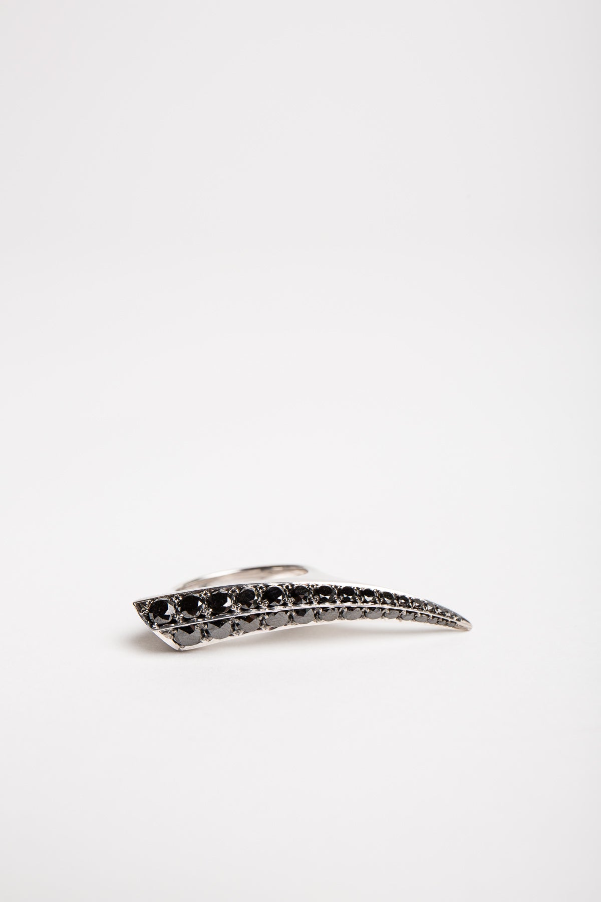 SHAUN LEANE | BLACK DIAMOND SABRE RING - Image 5