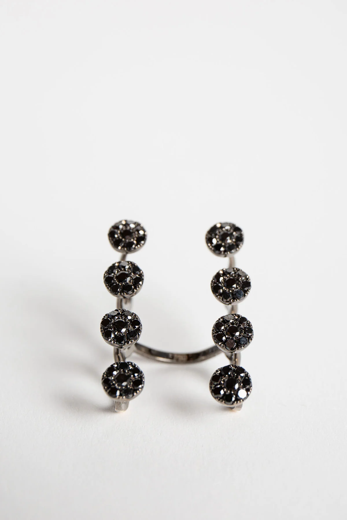 STEFERE | WHITE GOLD & BLACK DIAMOND RING